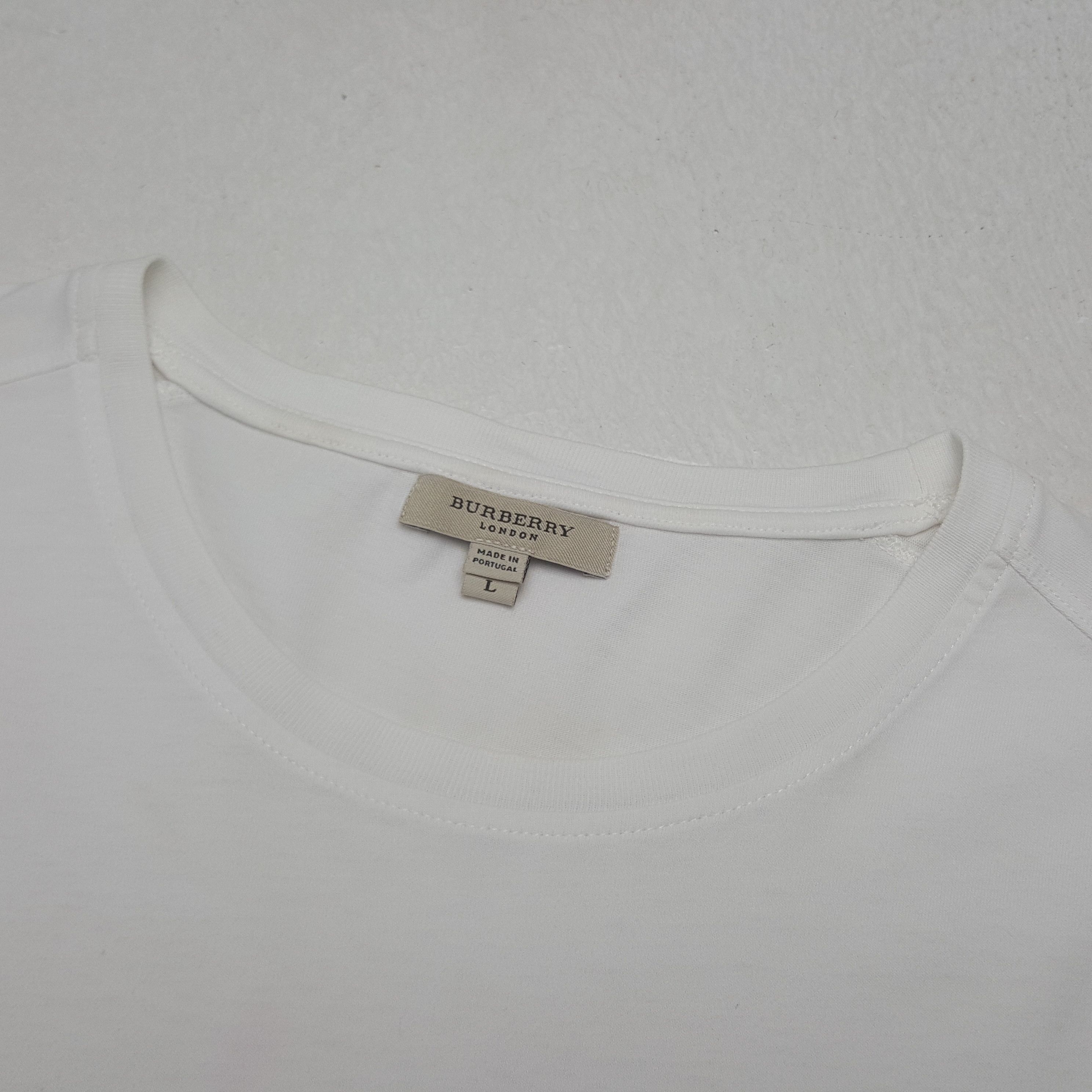 Burberry Burberry London Custom Spell Out Nova Check Patch Tshirt Size US M / EU 48-50 / 2 - 4 Thumbnail