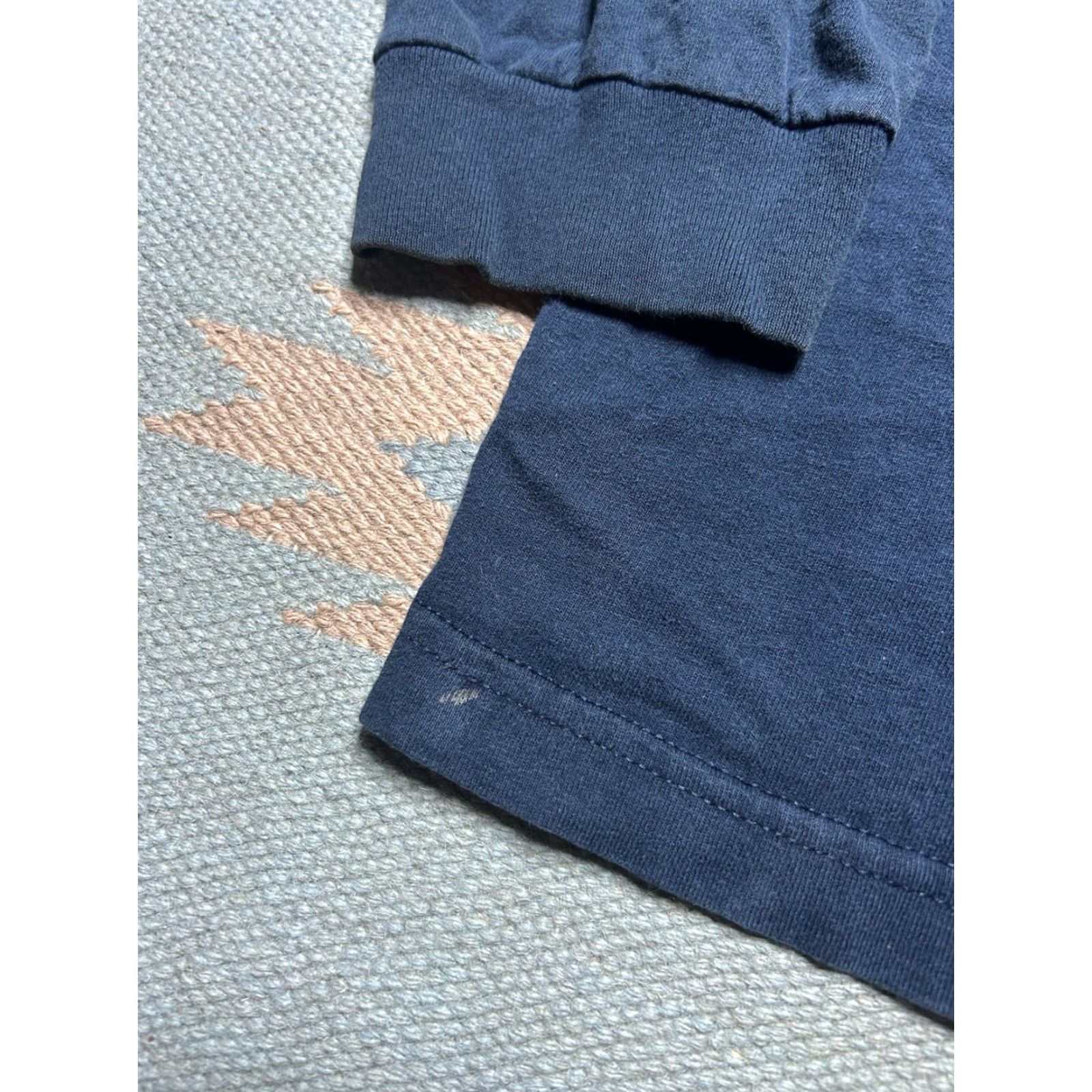 Vintage VINTAGE Steve & Barry's T-Shirt Graphic XL Long Sleeve Blue New York University Mens XL Size US XL / EU 56 / 4 - 3 Thumbnail
