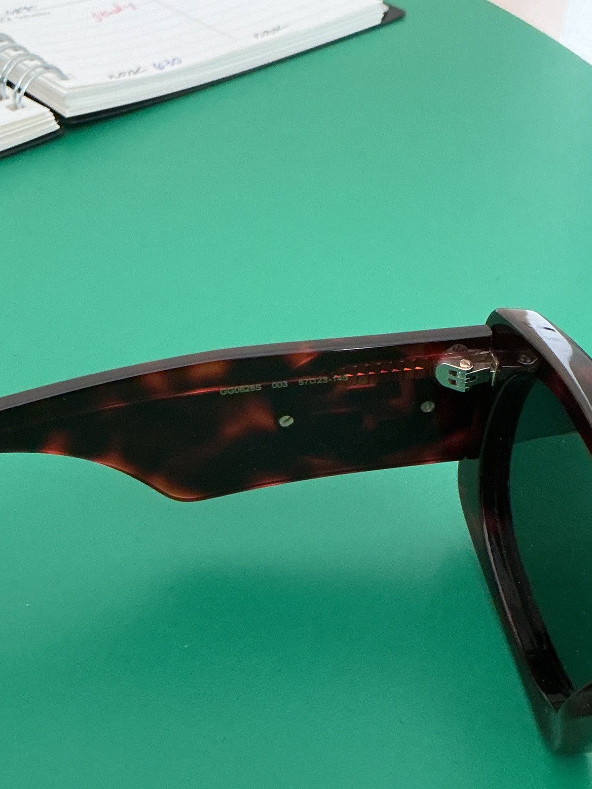 Gucci Oversized fun chunky Gucci sunglasses Size ONE SIZE - 7 Thumbnail