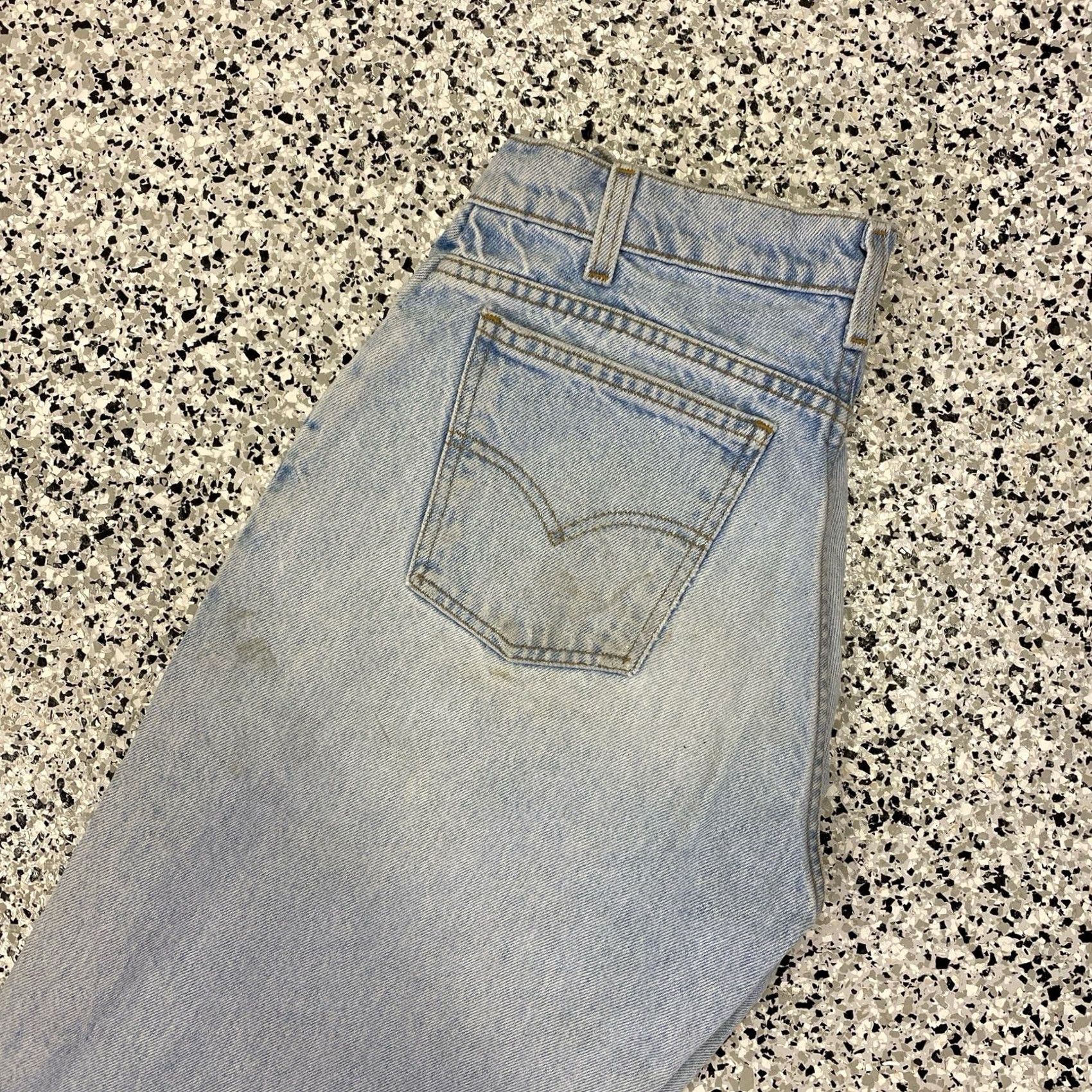 Levi's VINTAGE Levi's Jeans Mens 28 Regular 28x31 Blue 560 Loose Tapered Orange Tab Jeans Size US 28 / EU 44 - 7 Thumbnail