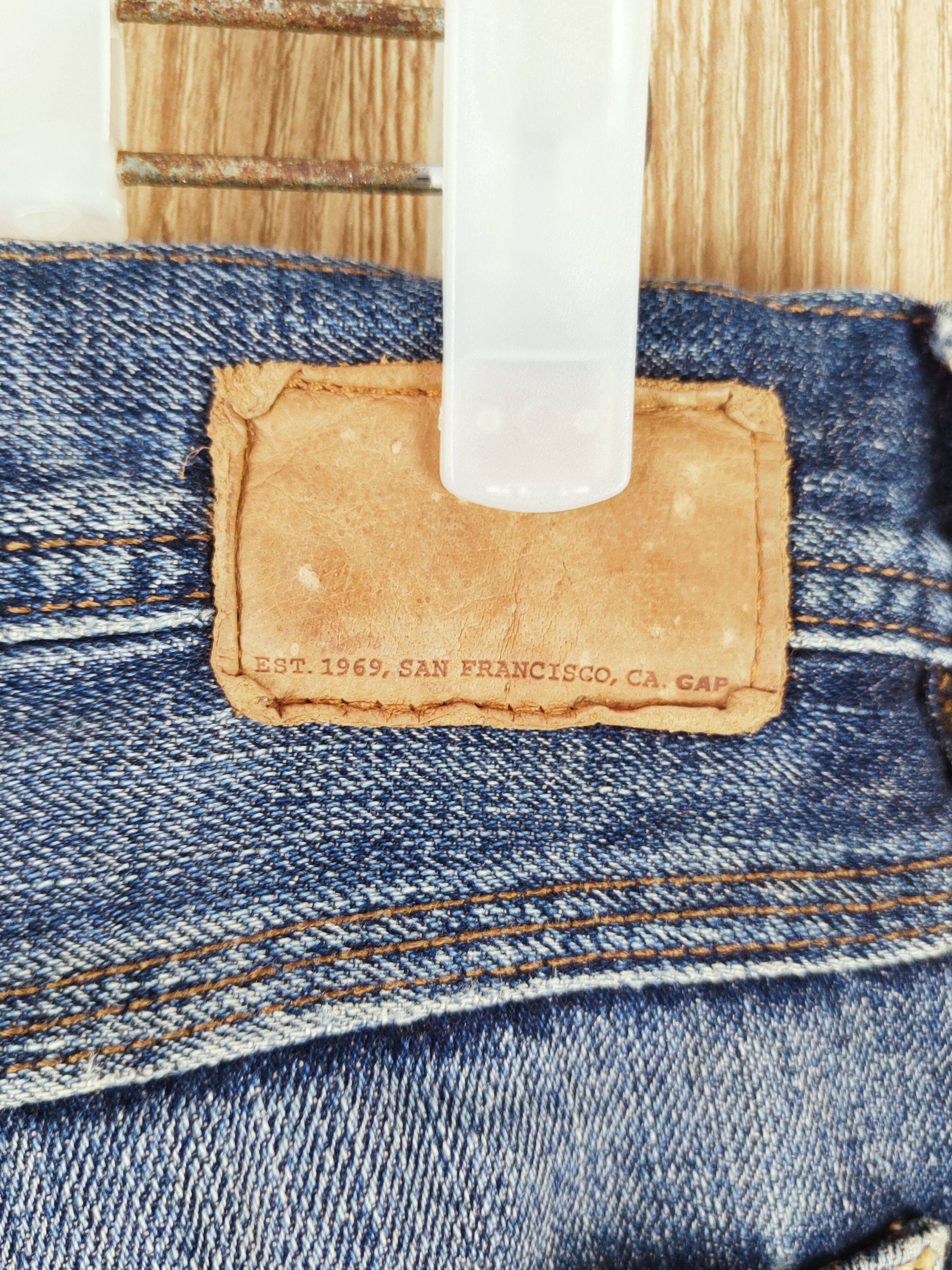 Gap DL Gap Dark Blue Faded Distressed Ripped Cargo Jeans #W023 Size US 31 - 8 Thumbnail