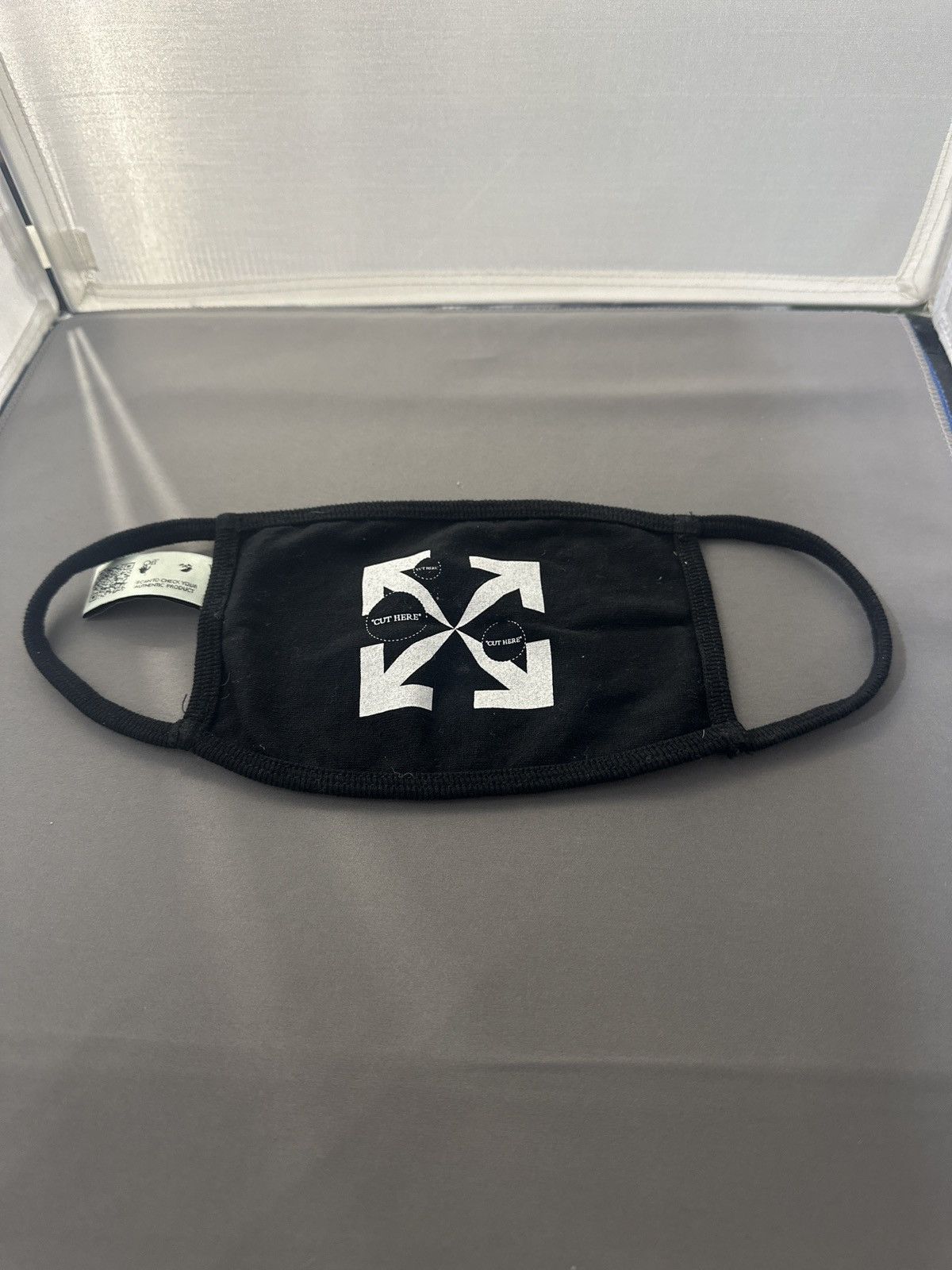 【Off-White】Off-white Diag Face Mask ★男女兼用★人気商品 楽天市場】Off-White オフホワイト マスク 大人用 ふつうサイズ