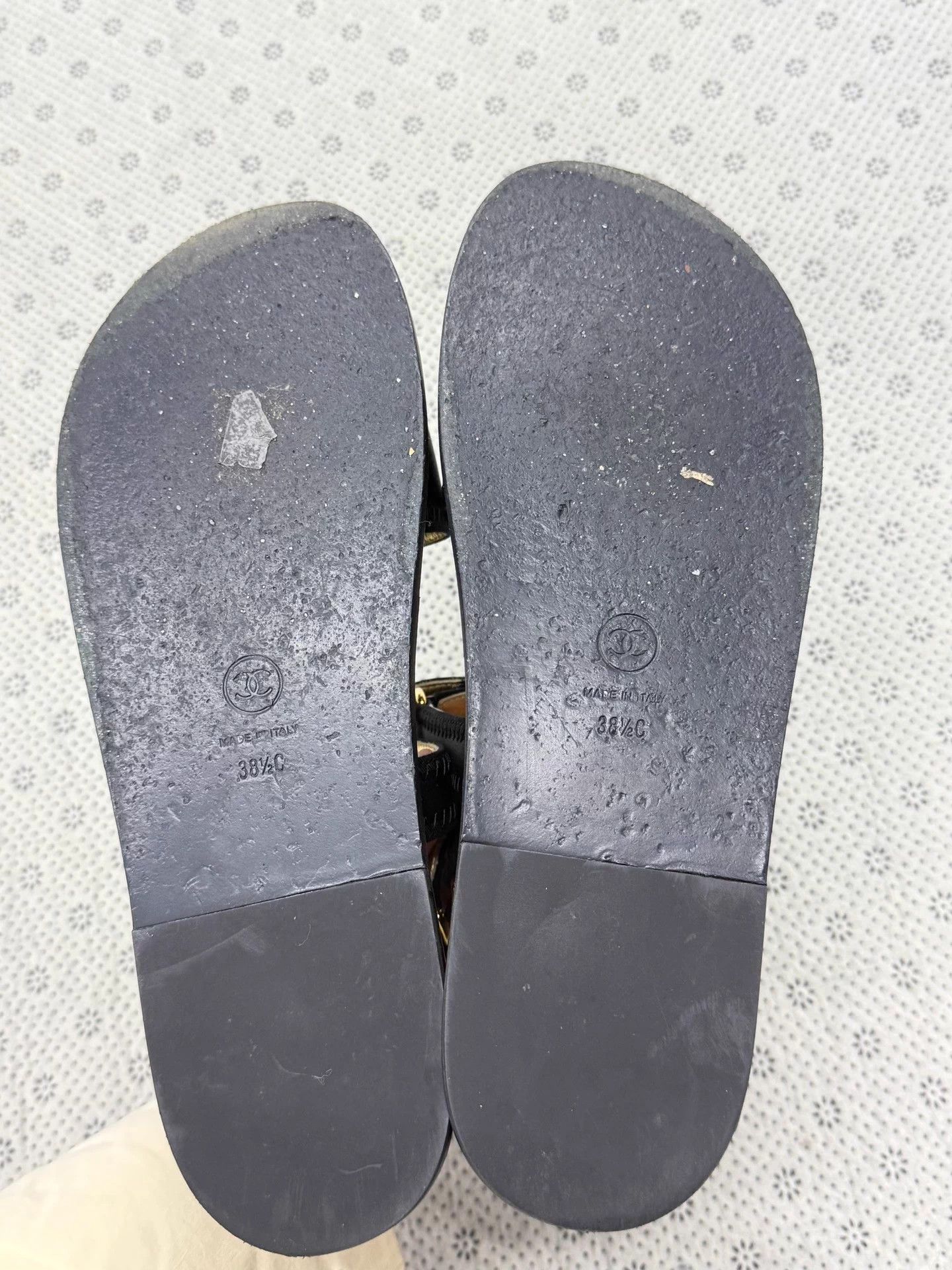 Chanel Chanel Black Gold Velcro Sandals 38.5 Size US 7.5 / IT 37.5 - 5 Thumbnail