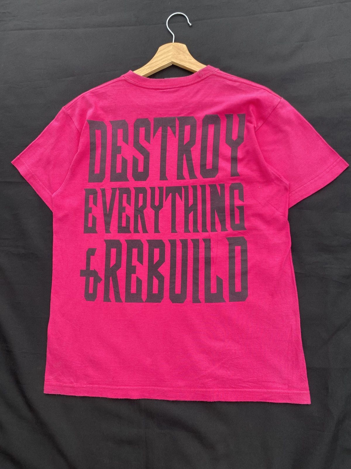 Devilock Rare Japanese Brand Devilock Wording Tshirt Size US S / EU 44-46 / 1 - 11 Thumbnail