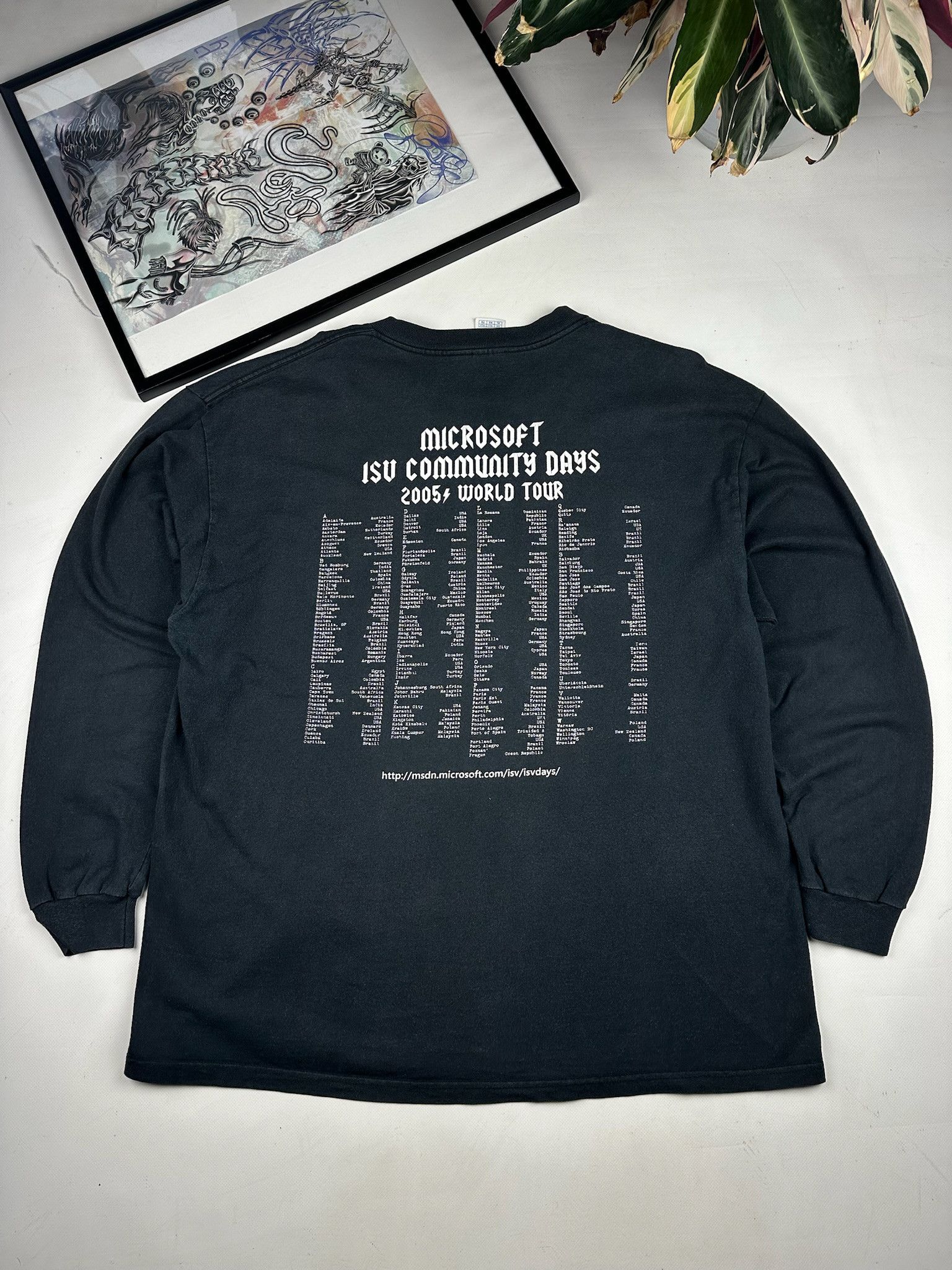Microsoft Vintage Apple style software Developers Long Sleeve Tshirt Size US XL / EU 56 / 4 - 4 Thumbnail