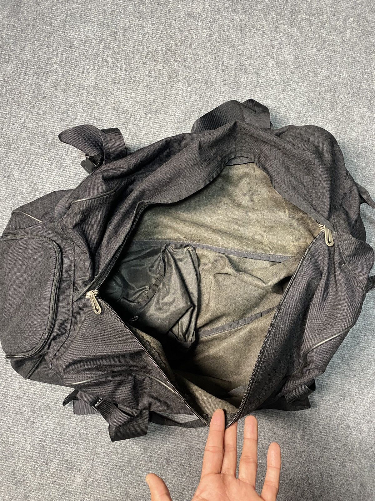 Nike Vintage Nike Duffel Bag Size ONE SIZE - 12 Thumbnail