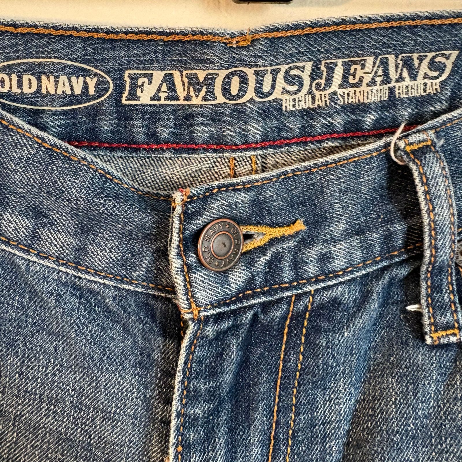 Old Navy Old Navy Blue Denim Famous Jeans Straight Leg Size US 33 - 2 Thumbnail