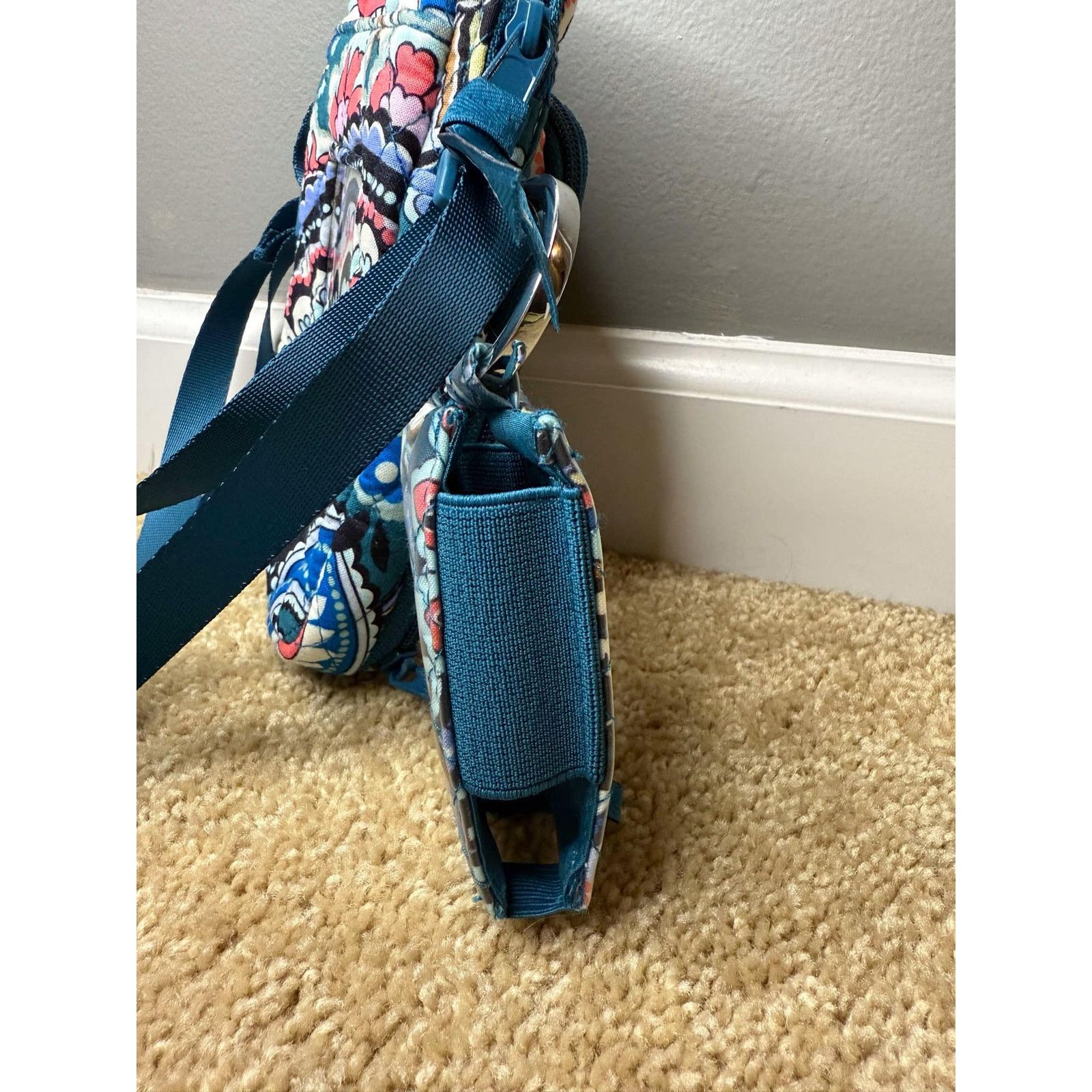 Vera Bradley Vera Bradley Quilted Mini Phone Holder Crossbody Bag Size ONE SIZE - 8 Thumbnail