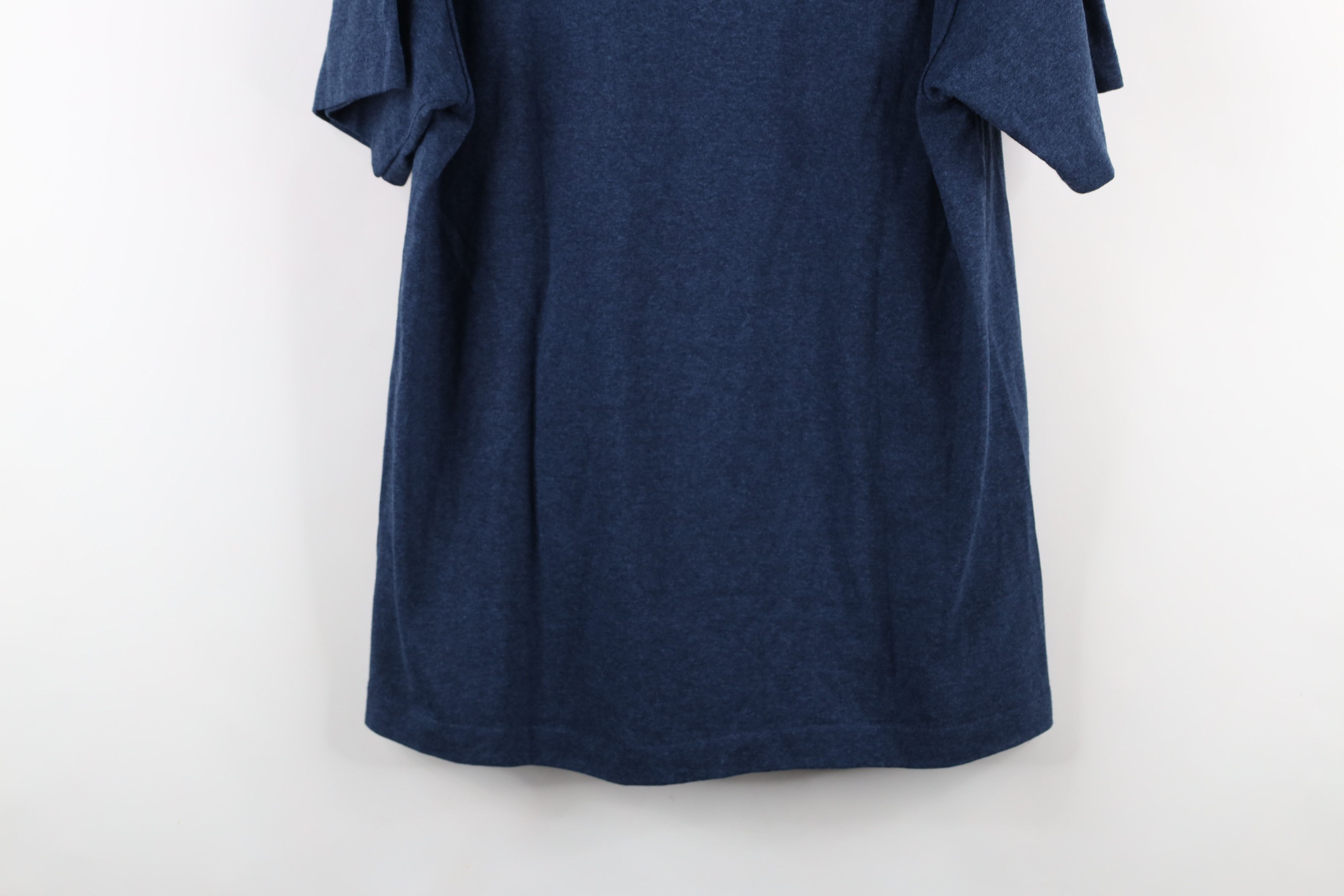 Vintage Vintage 90s Streetwear Brothers Wolf Nature T-Shirt USA Size US L / EU 52-54 / 3 - 11 Thumbnail