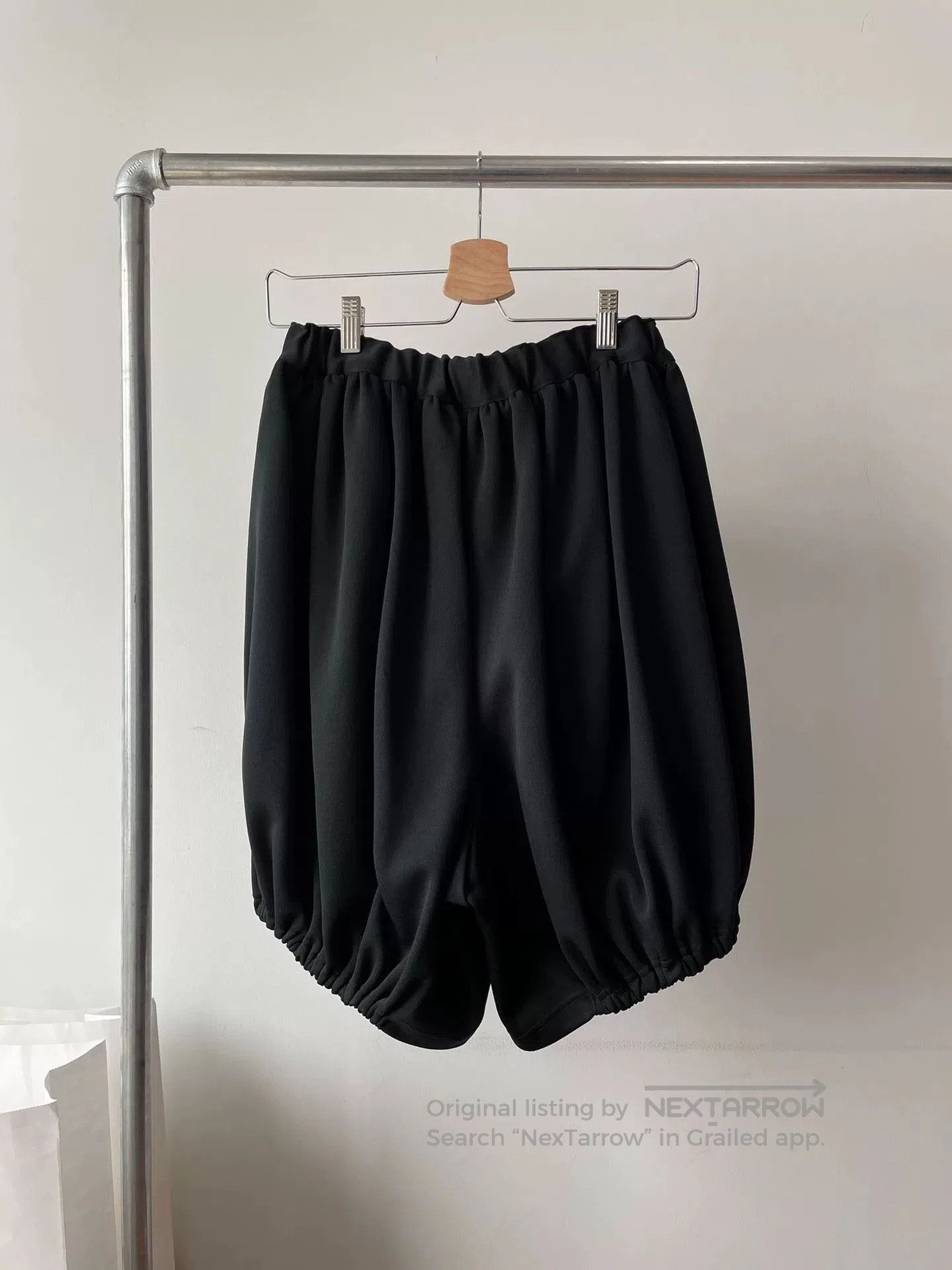 CDG by Comme des Garcons Comme des Garçons Harem Shorts. Size 25" / US 0 / IT 36 - 2 Thumbnail