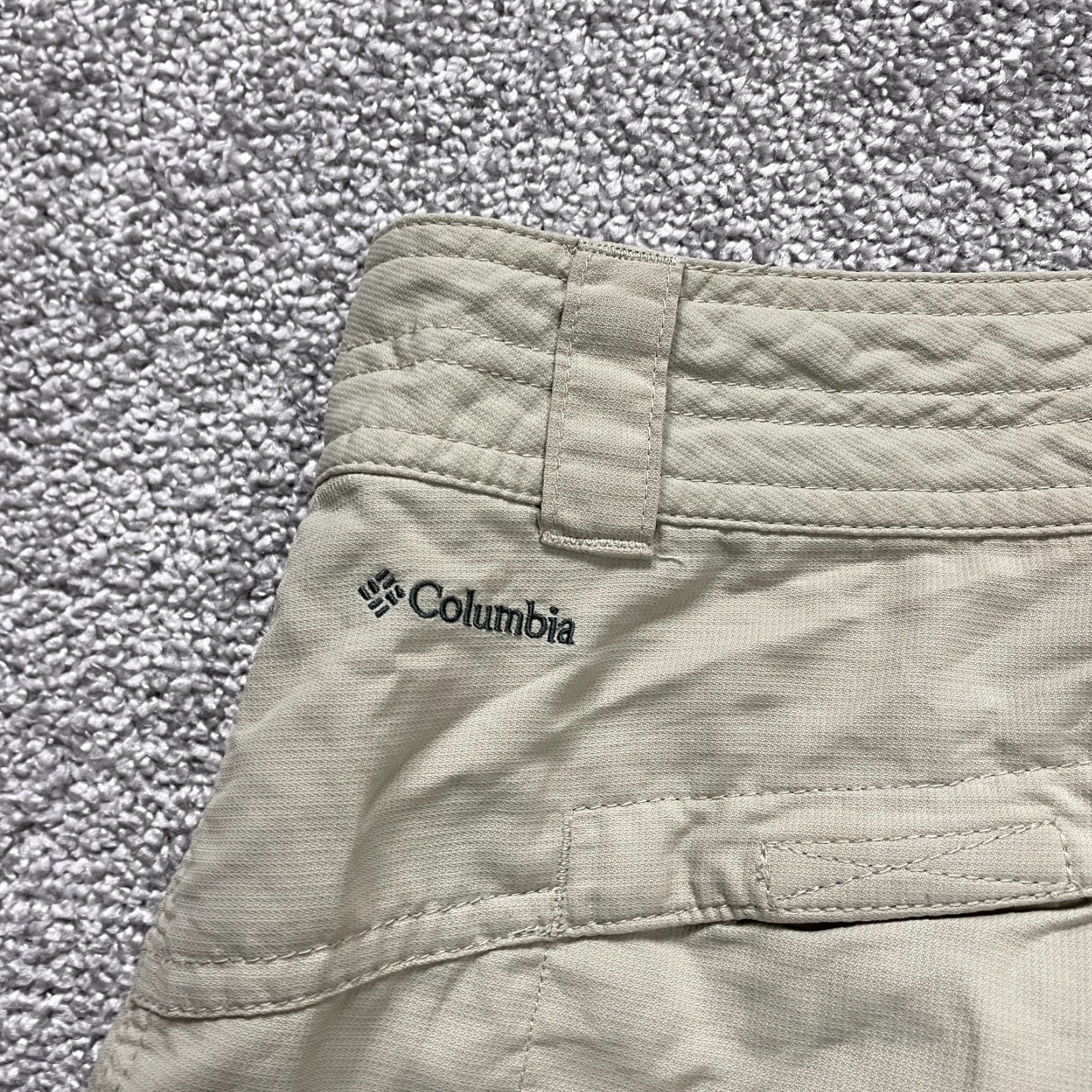 Vintage Columbia Womens Cargo Shorts 6 Beige Nylon Active Outdoor Casual 30x10 Mid Rise Pockets Breathable Easy Care Size 28" / US 6 / IT 42 - 4 Thumbnail