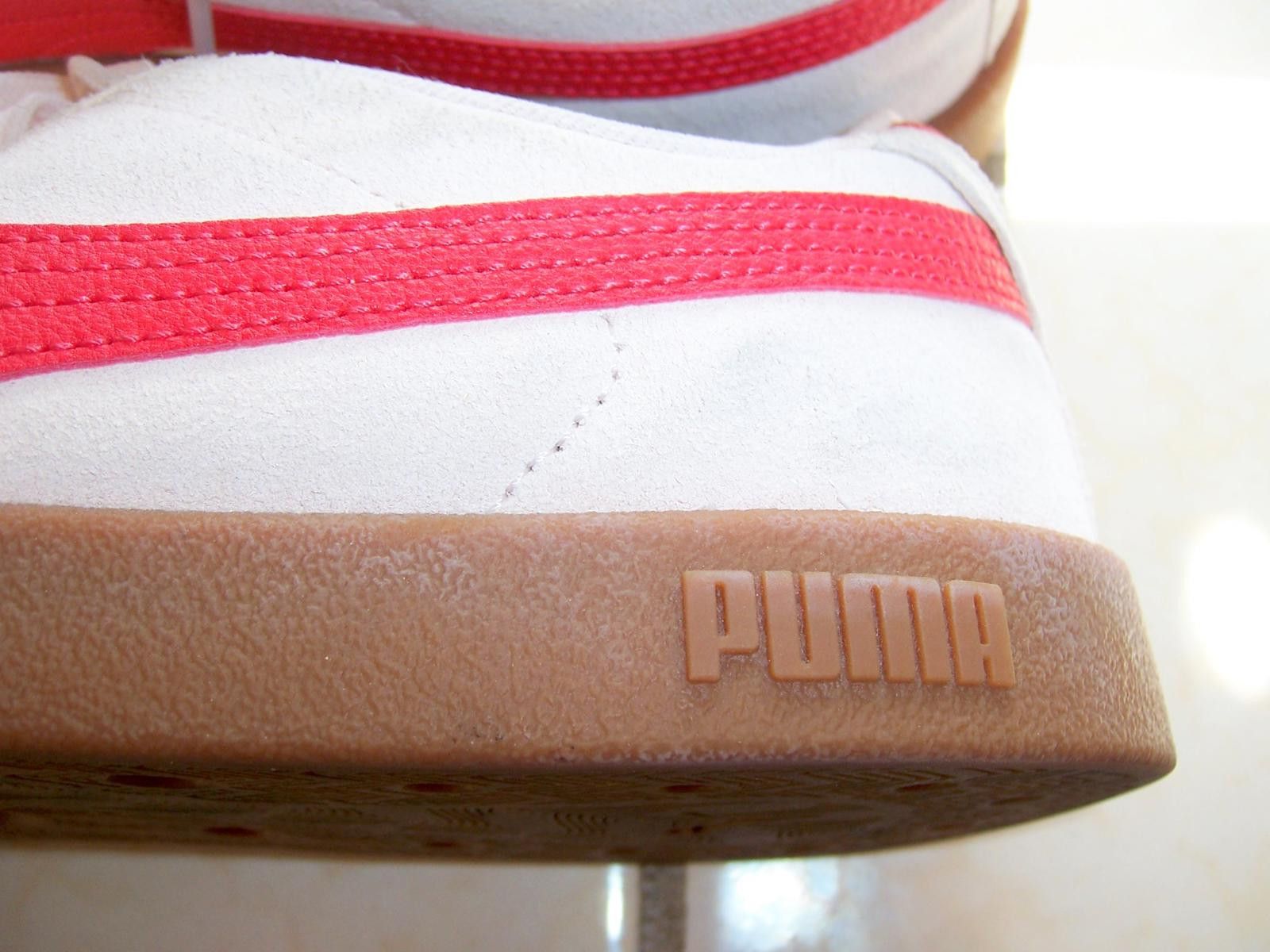 Puma Puma Club II Era Suede Sneakers Women's 8.5 Cream/Red Size US 8.5 / IT 38.5 - 6 Thumbnail