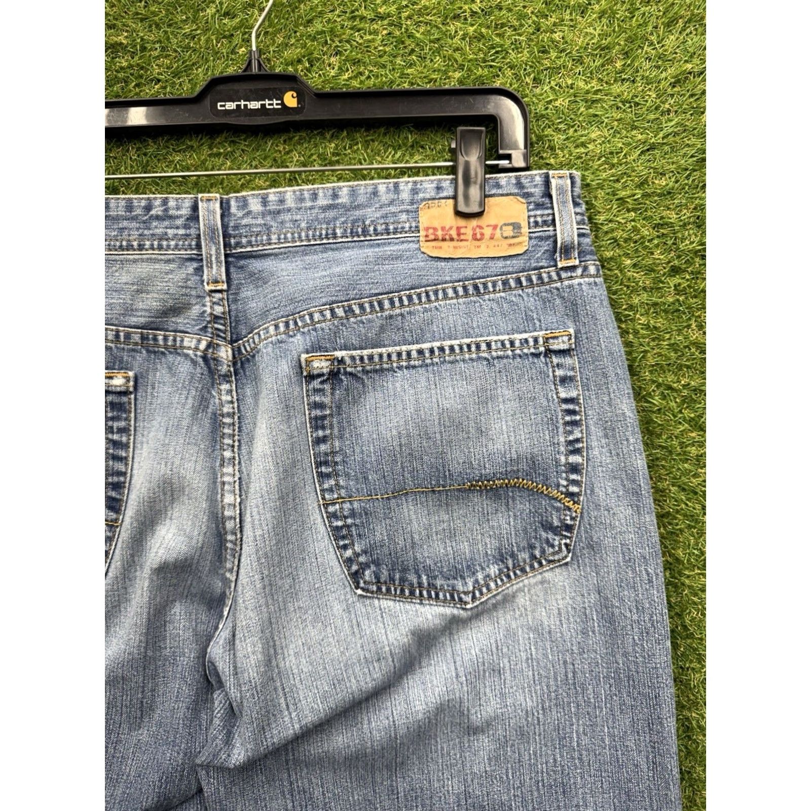 Vintage Buckle Jeans Mens 38 Bootcut Light Wash Denim Casual Workwear 5-Pocket Regular Fit Buckle BKE 67 Cowboy Denim Jeans Mens 38 Blue Children: Mens Size US 38 / EU 54 - 4 Thumbnail
