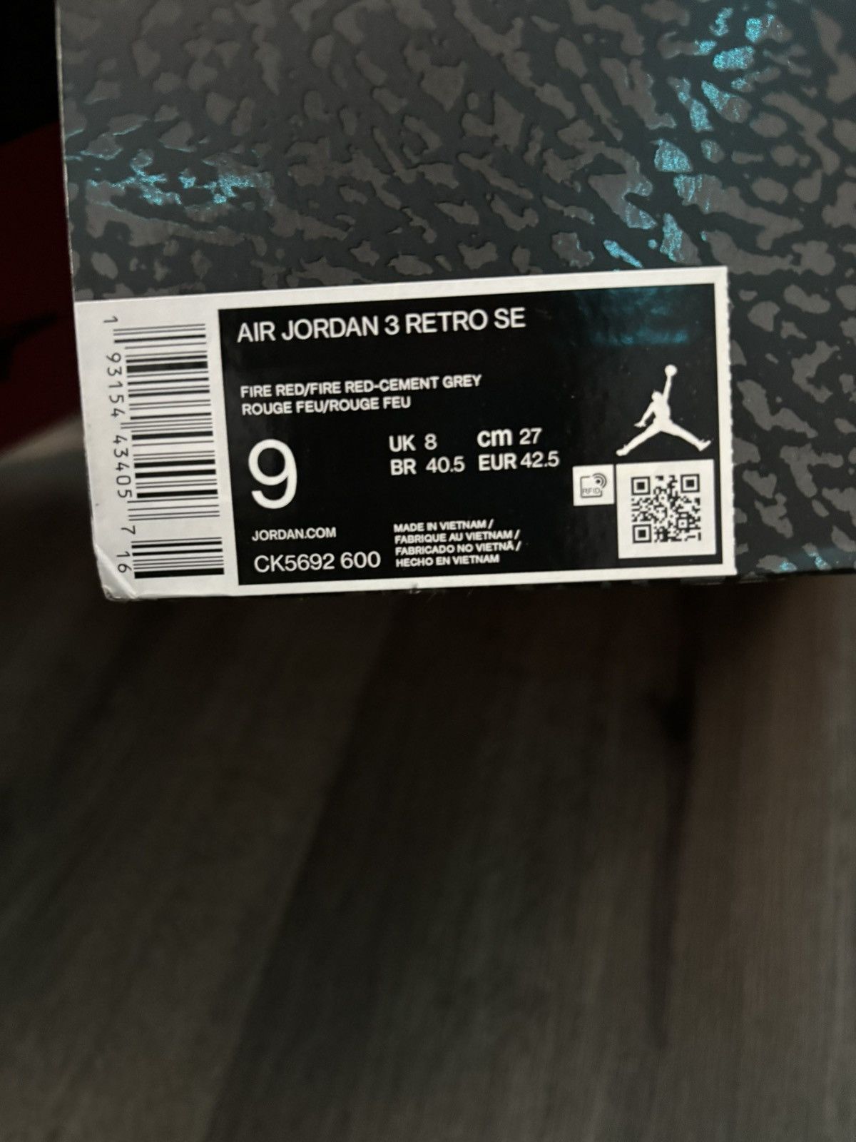 Jordan Brand AIR JORDAN 3 - Red Cement Size US 9 / EU 42 - 10 Thumbnail
