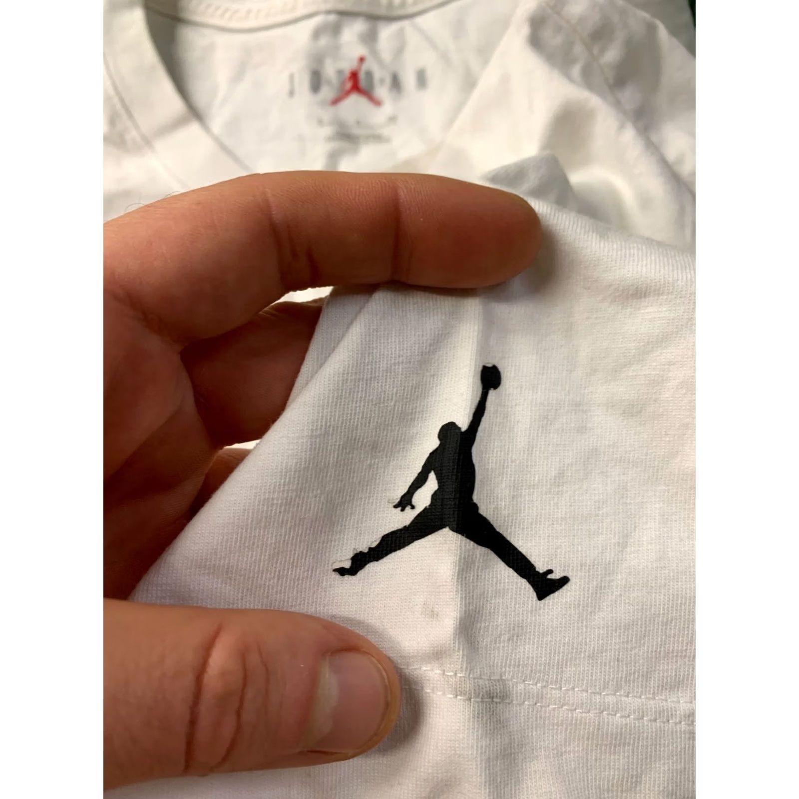 Nike Nike Air Jordan T-Shirt Men Size S White Jersey Logo 2023 Basketball Casual Shirt Size US S / EU 44-46 / 1 - 5 Thumbnail
