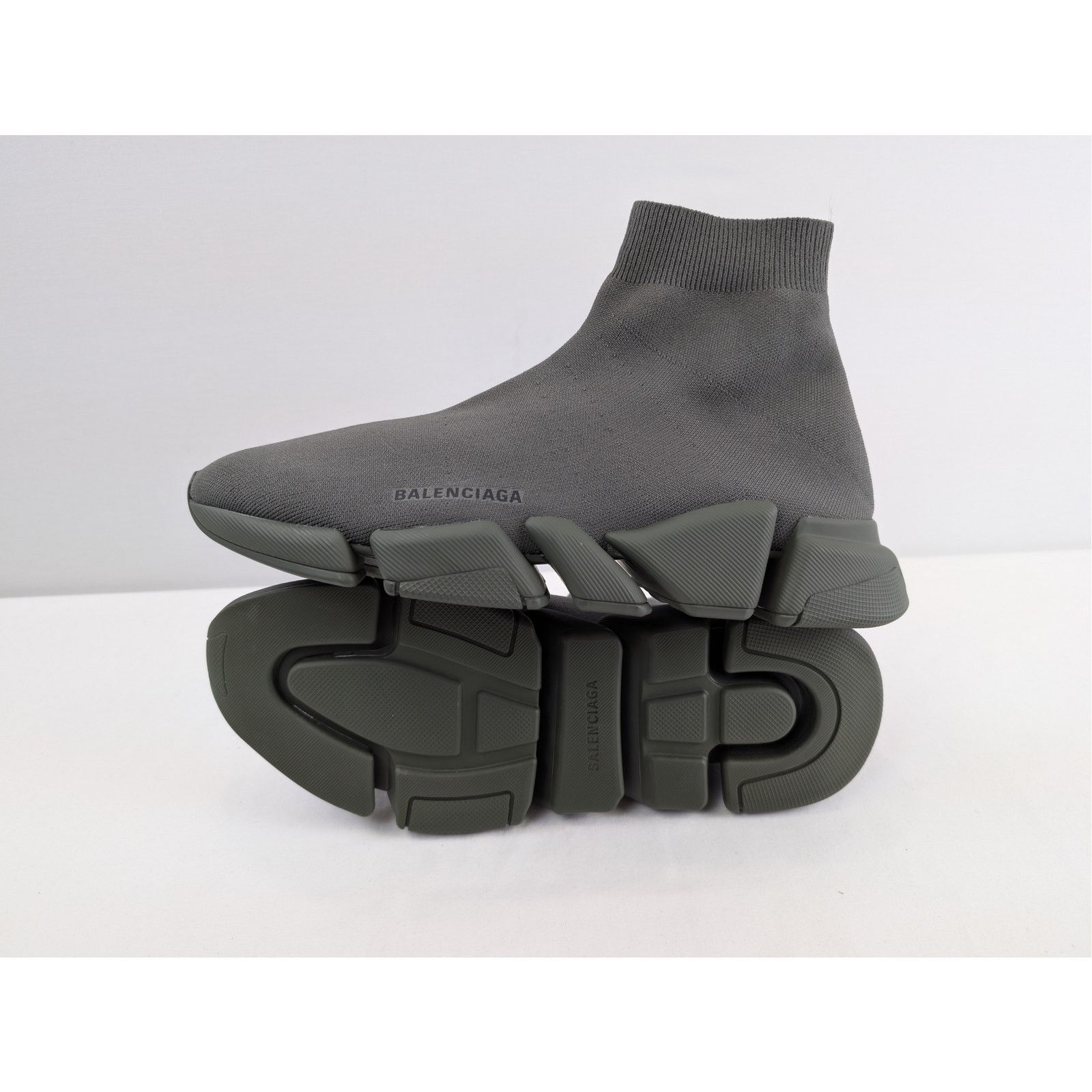 Balenciaga o1rshd1 Speed 2.0 LT New Recycled Knit Sneakers in Dark kaki Size US 12 / EU 45 - 14 Thumbnail
