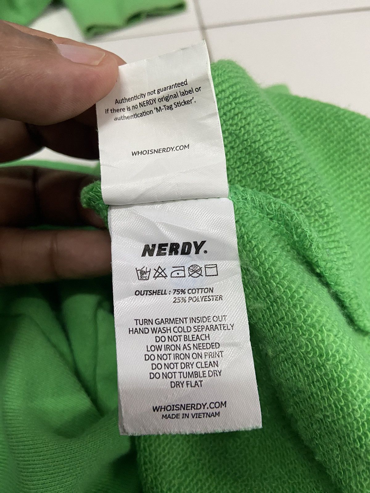 Japanese Brand NERDY STREETWEAR GREEN SWEATSHIRT Size US M / EU 48-50 / 2 - 11 Thumbnail