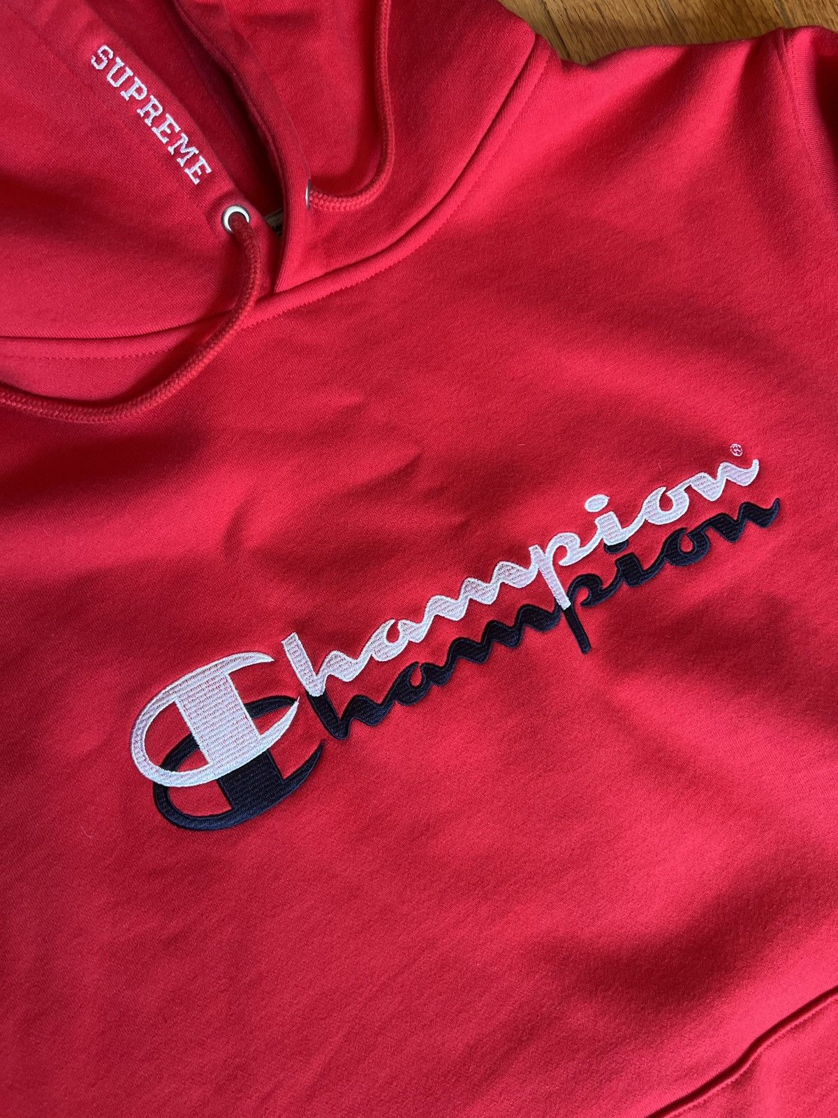 Champion × Supreme FW15 Supreme x Champion scripted hoodie Size US L / EU 52-54 / 3 - 2 Thumbnail