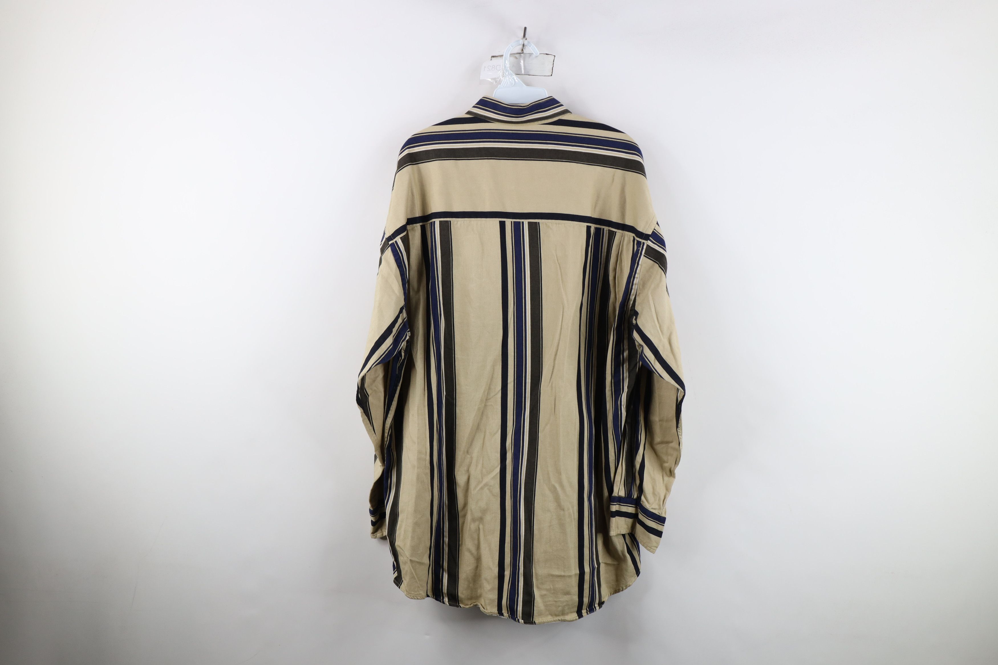 Vintage Vintage 90s Streetwear Block Collared Button Down Shirt Size US XL / EU 56 / 4 - 13 Thumbnail