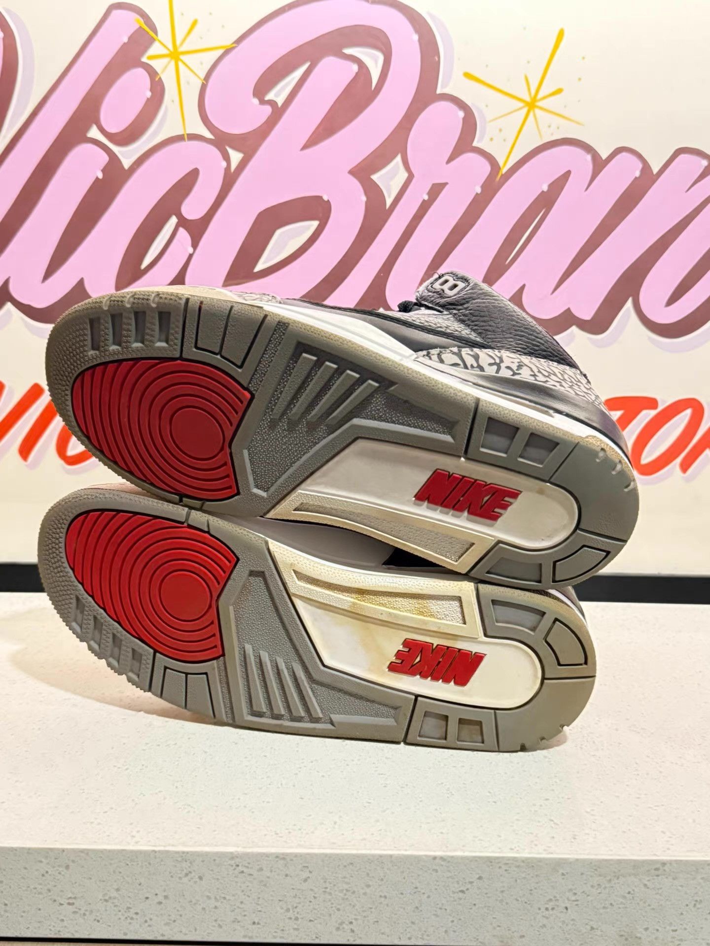 Nike Jordan Air Jordan 3 Retro "Black Cement"sneakers。 Ｑ20 Size US 7 / EU 40 - 4 Thumbnail