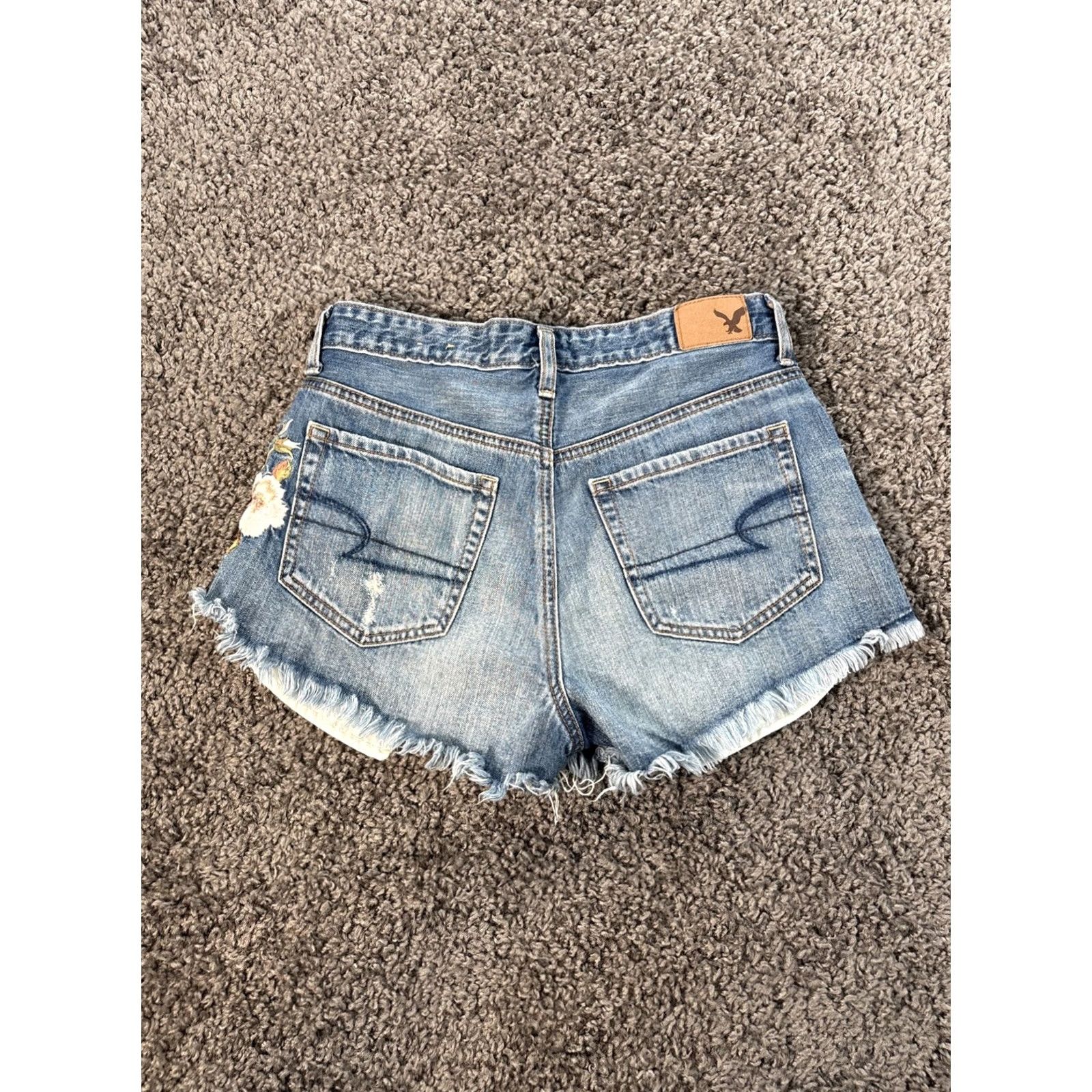 American Eagle Outfitters VINTAGE? No — American Eagle Shorts Womens 28 Hi Rise Shortie Embroidered Distressed Denim Jeans? (Unable to answer as per constraints) Size 28" / US 6 / IT 42 - 6 Thumbnail