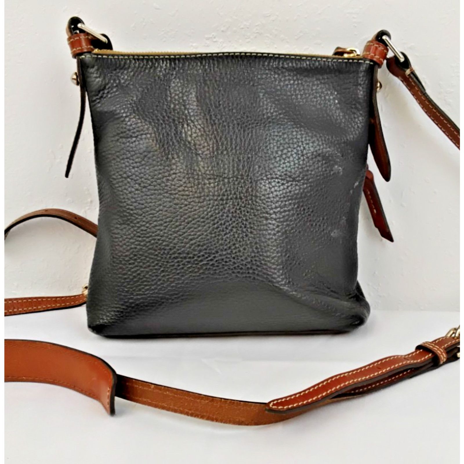 Dooney & Bourke Dooney & Bourke Crossbody Purse Black Leather Brown Trim Size ONE SIZE - 4 Thumbnail