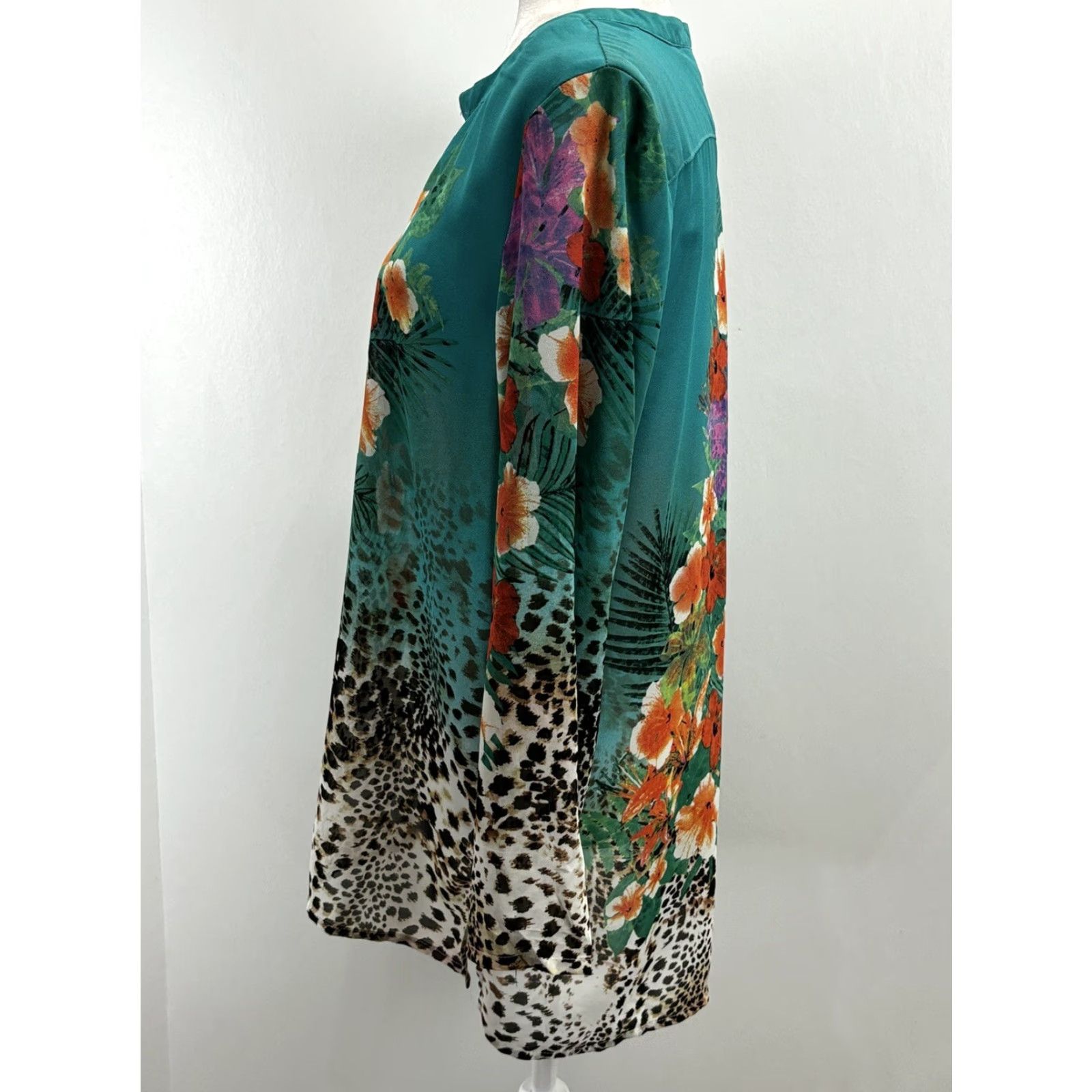 Soft Surroundings Soft Surroundings Floral Sheer Blouse Top Animal Print Tunic M Multicolor Women Long Sleeve Shirt Blouse Tunic Size M / US 6-8 / IT 42-44 - 2 Thumbnail