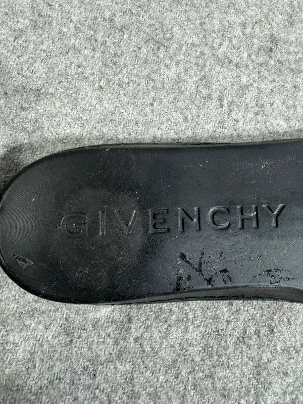 Givenchy Givenchy Paris Urban Street Low Sneakers big laces Black 42 Size US 9 / EU 42 - 14 Thumbnail