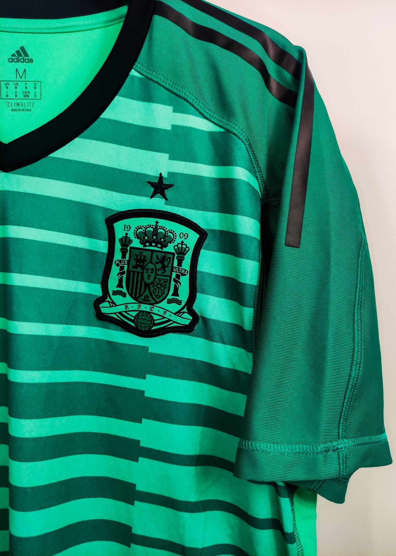 Adidas Spain NT Goalkeeper World Cup 2018 Adidas Home Jersey De Gea Size US M / EU 48-50 / 2 - 5 Thumbnail