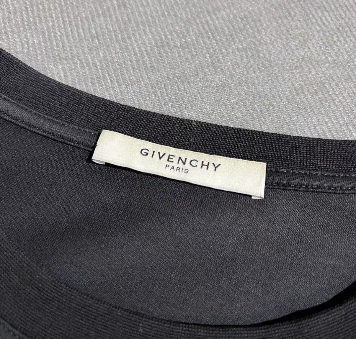 Givenchy Givenchy Black Mosaic / Distorted Girl Print Short Size US XS / EU 42 / 0 - 5 Thumbnail