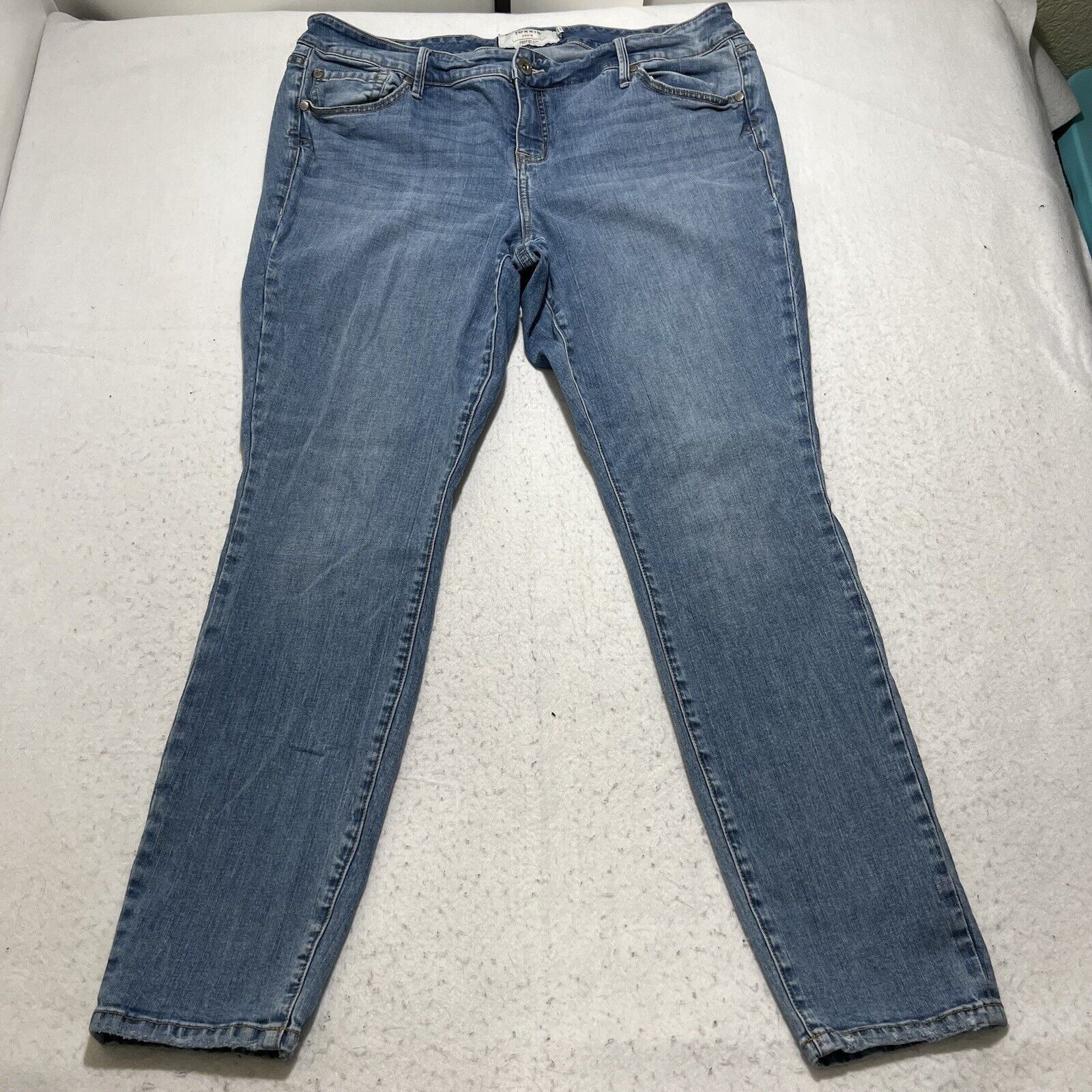 Other Torrid 18 Skinny Denim Stretch Jeans Light Blue Mid Rise Size 40" / US 18 - 1 Thumbnail