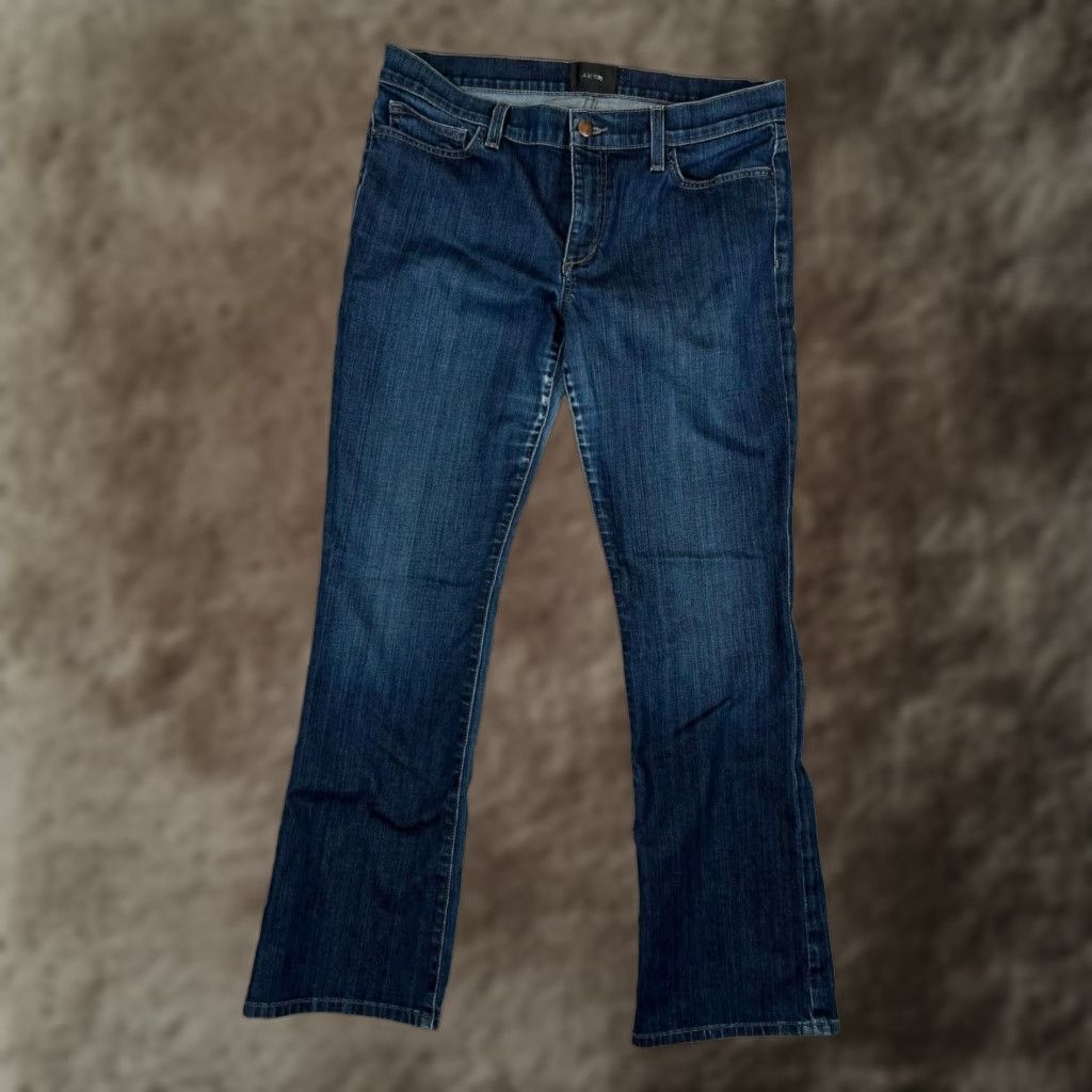 Denime Joes Jeans Jeans Women's 31 Blue Denim Petite Fit Bootcut Stretch Denim Pocket Zip Fly 5-Pocket Womens Size 24" / US 00 / IT 34 - 1 Thumbnail