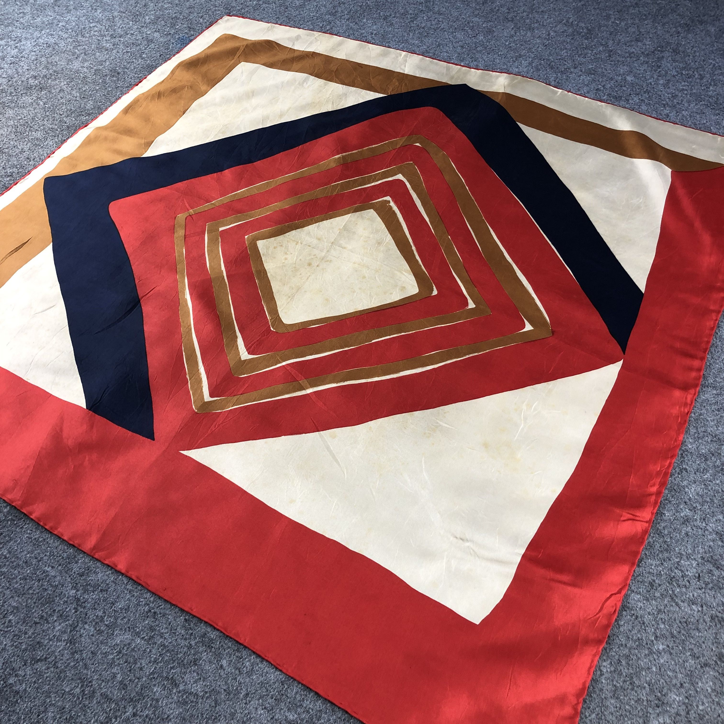 Vintage Vintage Abstract Hand Rolled Silk Scarf M882 Size ONE SIZE - 2 Thumbnail