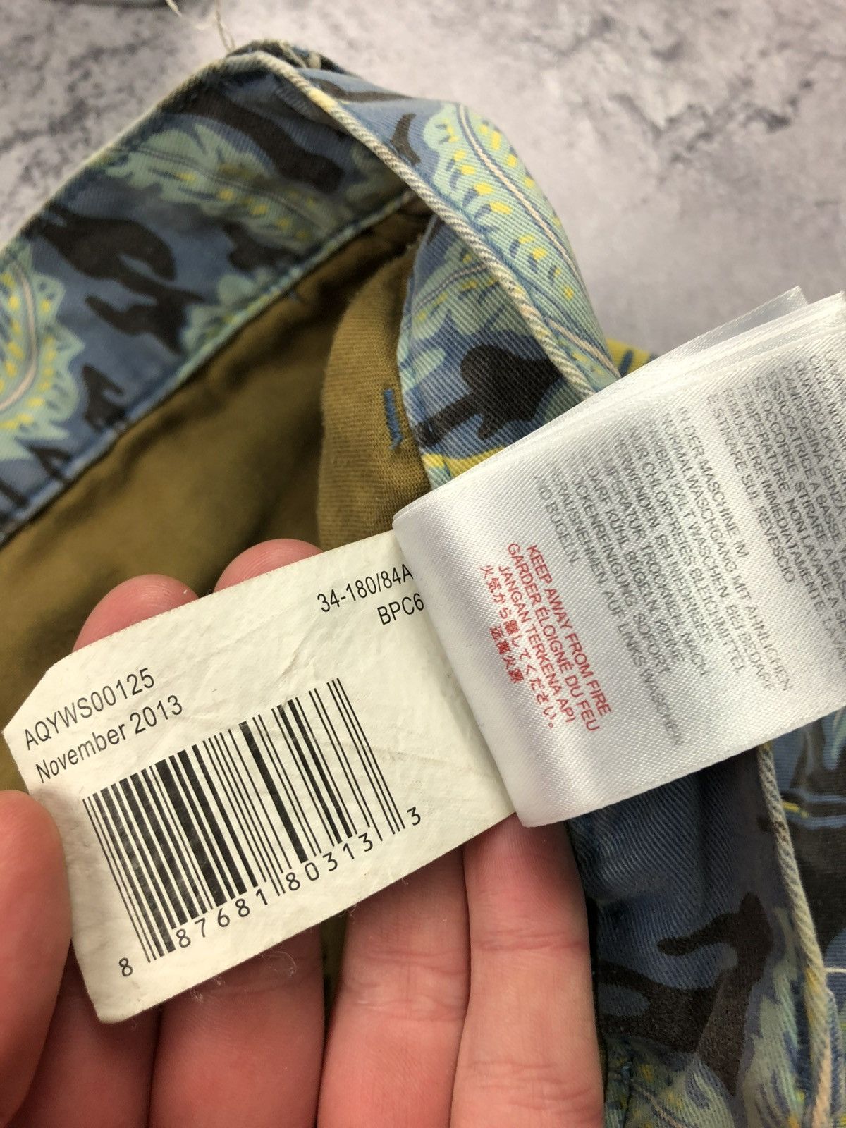 Quiksilver QUICKSILVER Vintage Serf Swimming Streetwear Shorts Hype Y2k Size US 34 / EU 50 - 12 Thumbnail