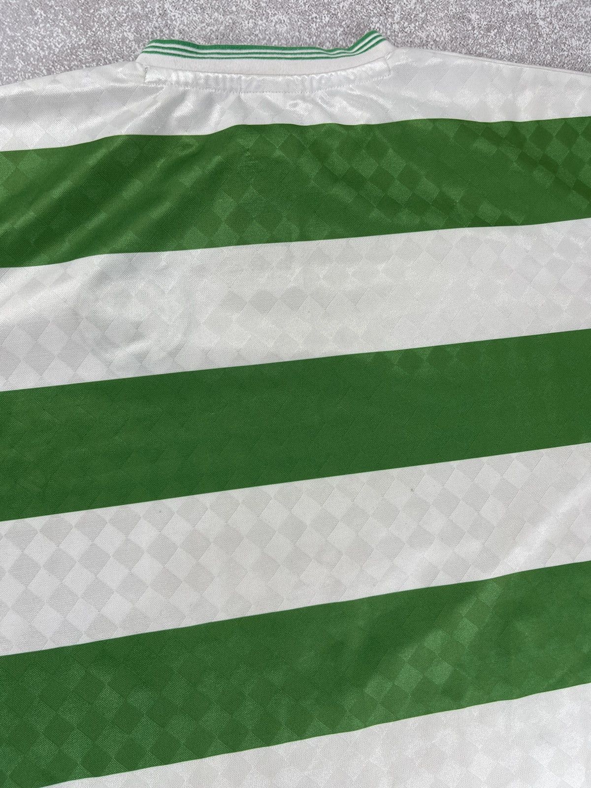 Vintage Vintage 1987/88 Celtic Glasgow Retro Football Shirt Size US M / EU 48-50 / 2 - 11 Thumbnail