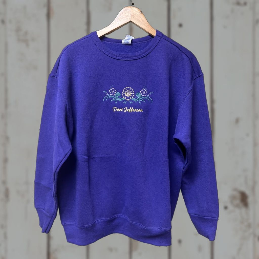 Vintage VINTAGE Newport Purple Long Sleeve Embroidered Sweatshirt L Women Pullover Cotton Blend Activewear Sleeve Size L / US 10 / IT 46 - 1 Thumbnail