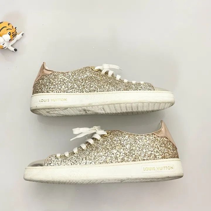 Other Louis Vuitton Glitter Low-Top Sneakers for Men and Women -2 Size US 5.5 / EU 38 - 2 Thumbnail
