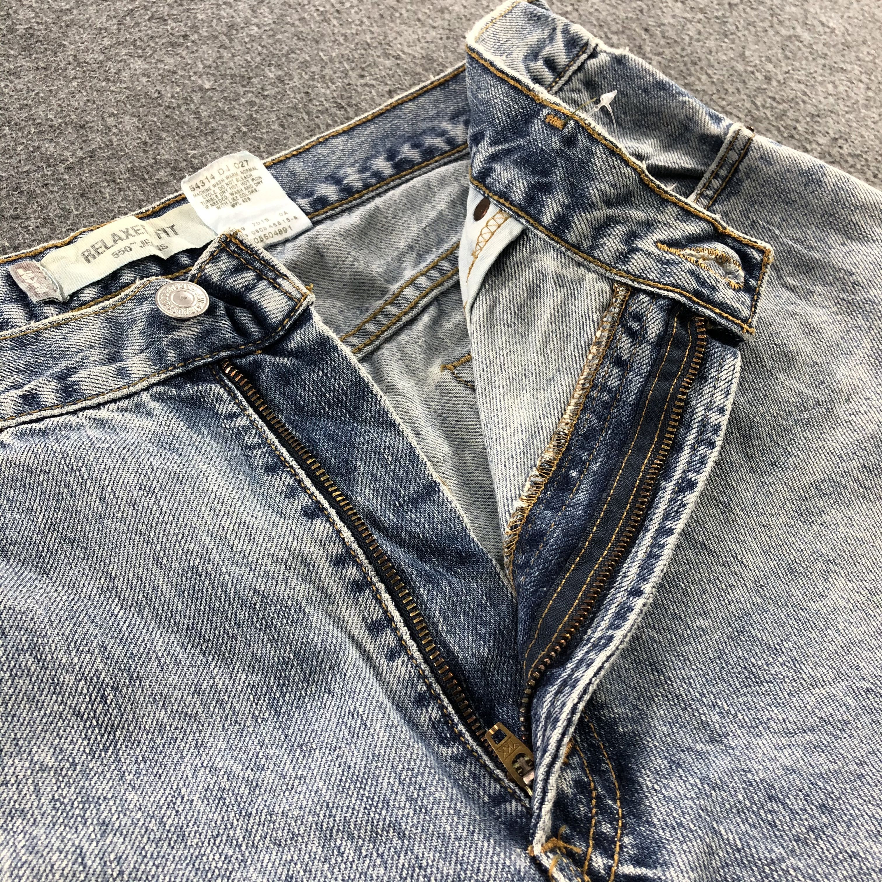 Levi's Light Wash Vintage Levis 550 Jeans-J1173 Size US 36 / EU 52 - 8 Thumbnail
