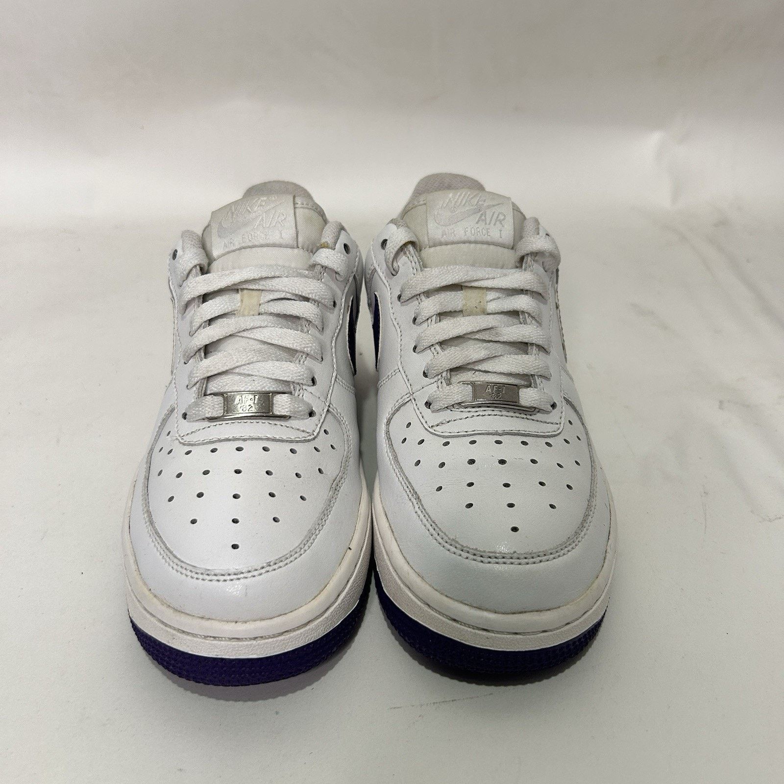 Nike Nike Air Force 1 ‘07 WMNS “White Club Purple” Size US 6.5 / IT 36.5 - 2 Thumbnail