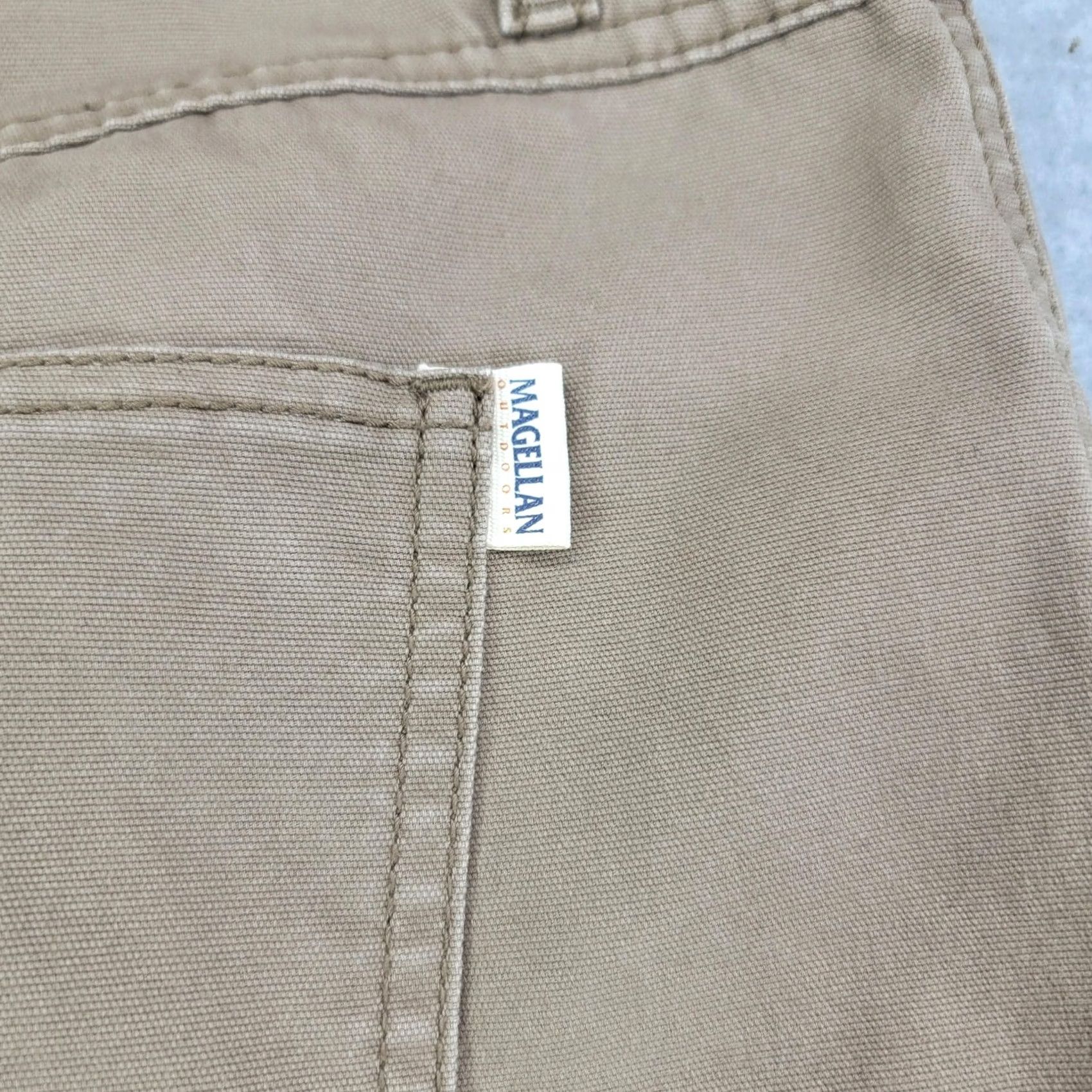 Vintage Magellan Pants Mens 42x30 Brown Khaki Chino Regular Fit 5 Pocket Casual Size US 42 / EU 58 - 7 Thumbnail
