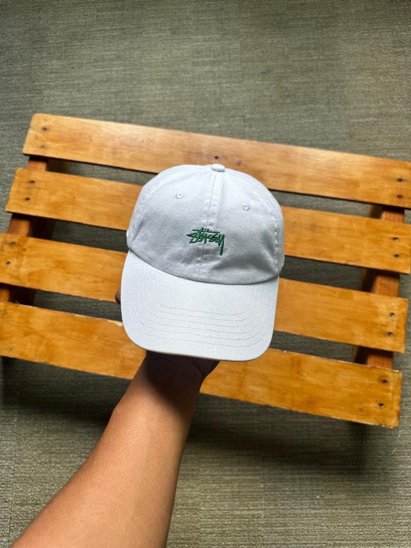 STUSSY SCRIPT LOGO CAP