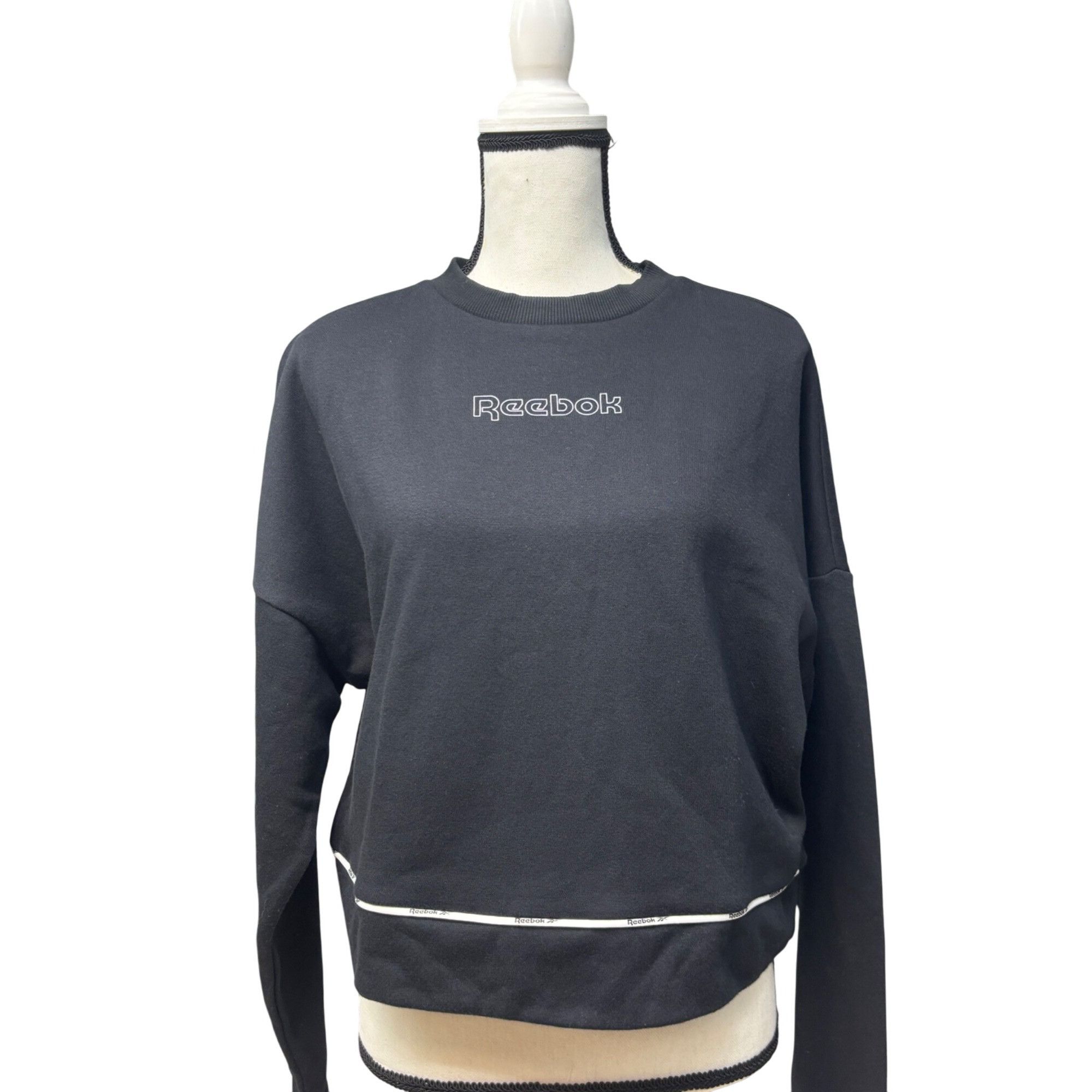 Reebok Reebok Women’s Piped Trim Cropped Sweatshirt, L, Black Size L / US 10 / IT 46 - 12 Thumbnail