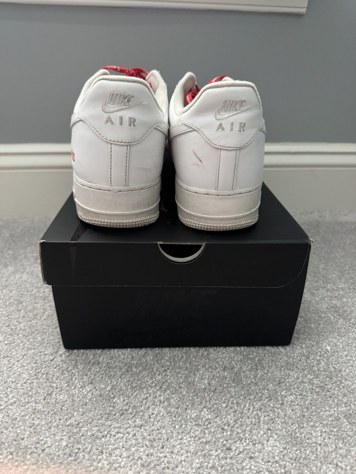 Nike × Supreme Supreme Air Force 1 Low White Size US 12 / EU 45 - 4 Thumbnail