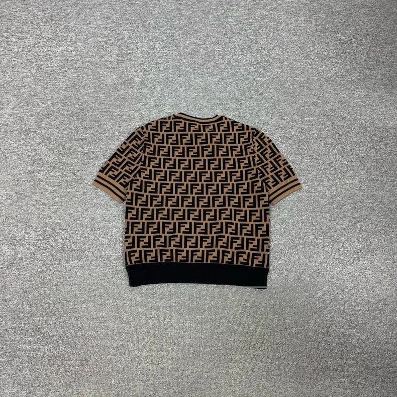 Fendi Fendi Embroidered vintage print short-sleeve knit Size XS / US 0-2 / IT 36-38 - 2 Thumbnail
