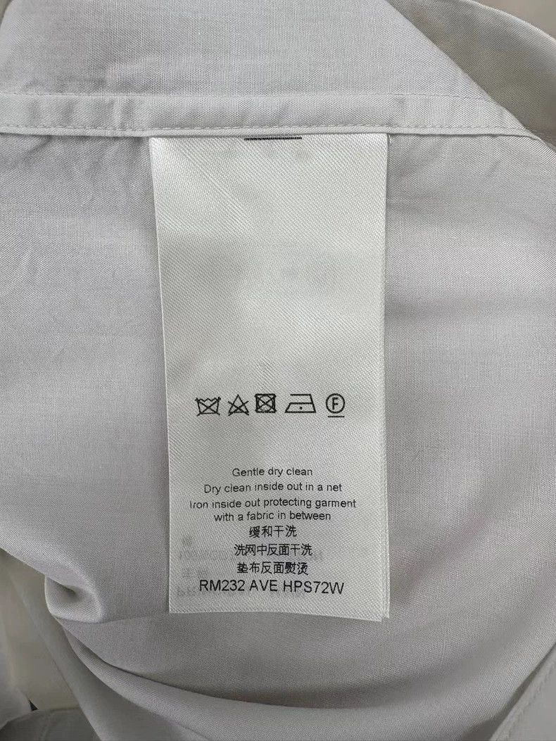 Louis Vuitton LOUIS VUITTON Peace Dove Short Sleeve Shirt 2504-Nextarrow Size US XS / EU 42 / 0 - 7 Thumbnail