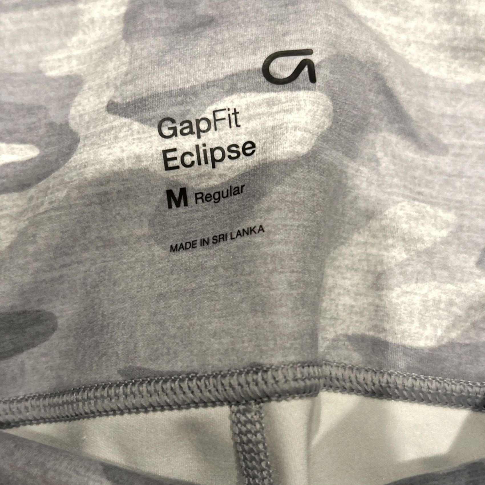 Gap VINTAGE Gap Fit Eclipse Women’s M Gray Camp Capris Stretch A24 Size ONE SIZE - 2 Thumbnail