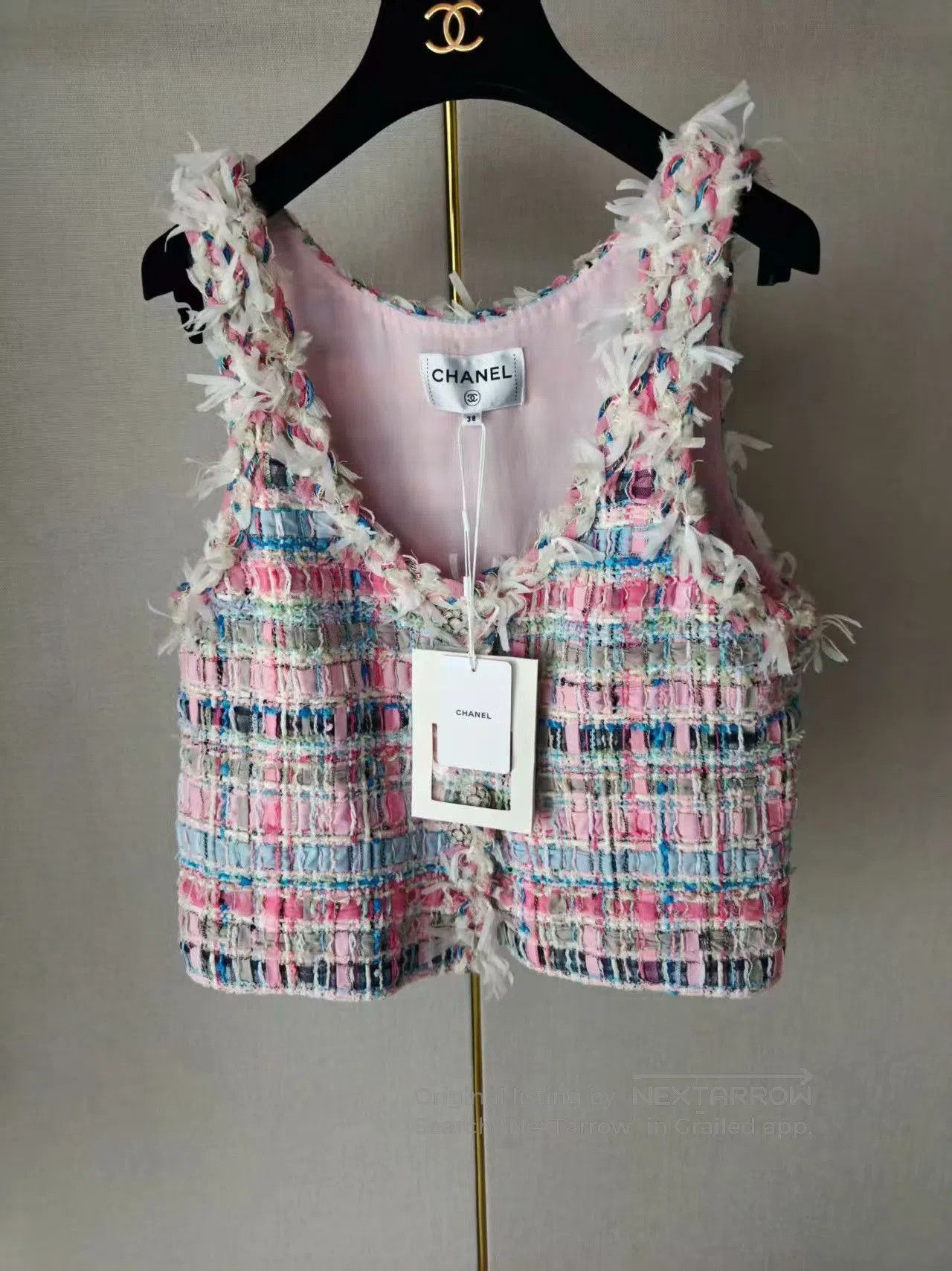 Chanel Chanel Women's Vest. Size M / US 6-8 / IT 42-44 - 1 Thumbnail