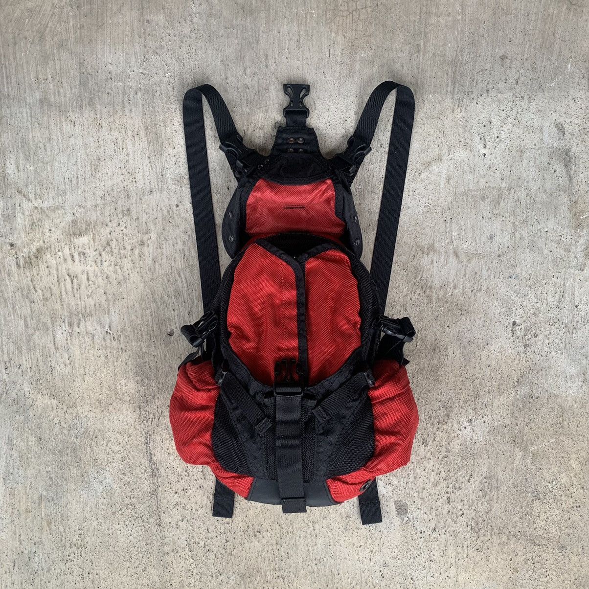 Vintage Oakley icon mini Backpack vintage Size ONE SIZE - 6 Thumbnail