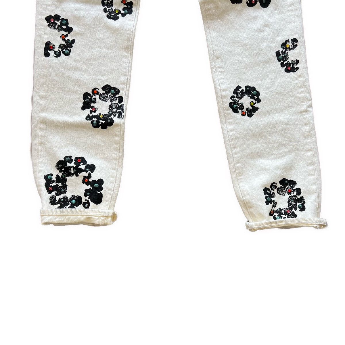 DENIM TEARS Rhinestone Cotton Wreath Jeans in White Size US 30 / EU 46 - 5 Thumbnail