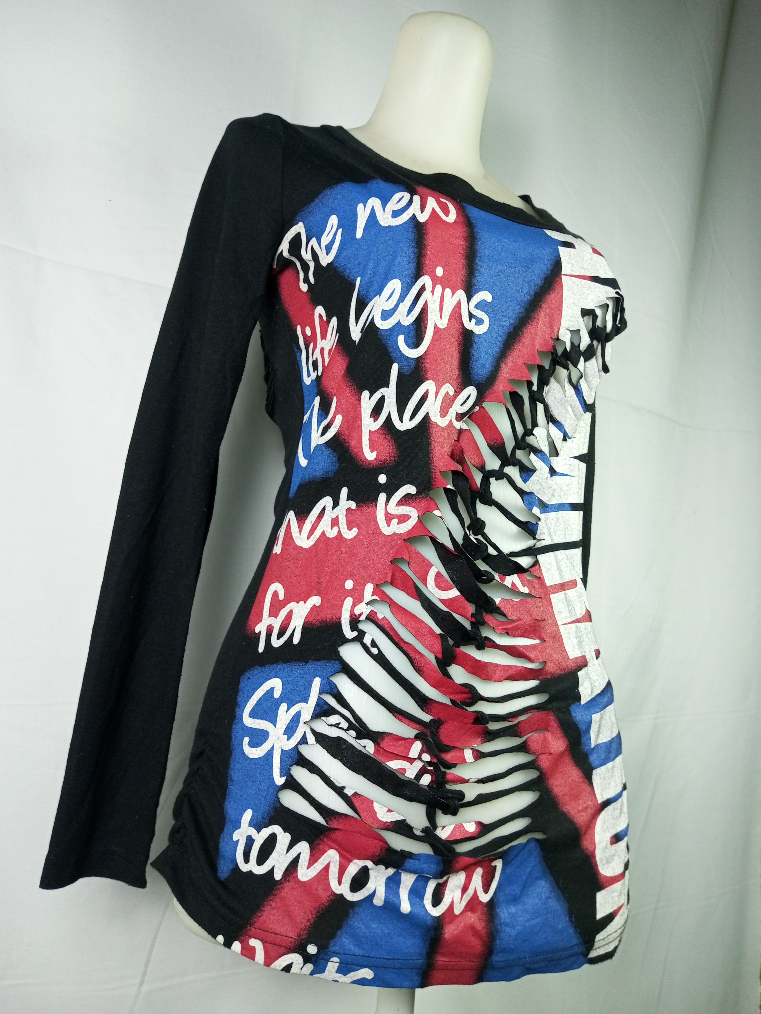 If Six Was Nine × Japanese Brand × Le Grande Bleu (L.G.B.) Knick Knack Distressed Grunge Punk long Sleeve Tshirt Size M / US 6-8 / IT 42-44 - 4 Thumbnail